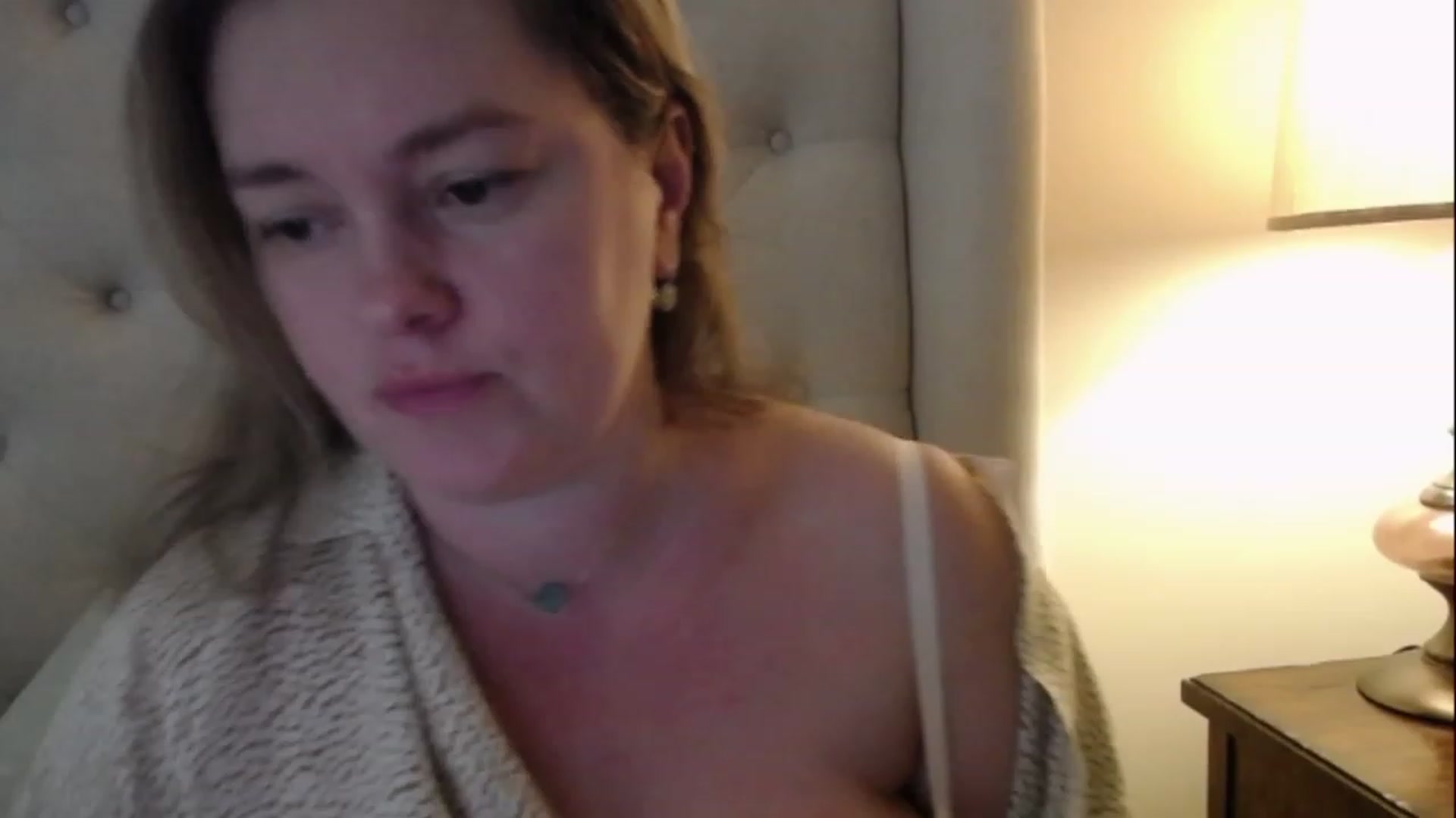Gallery image thumbnail from J0llye's myfreecams stream on, 02/28/2023, 18:12 image 2 of 20