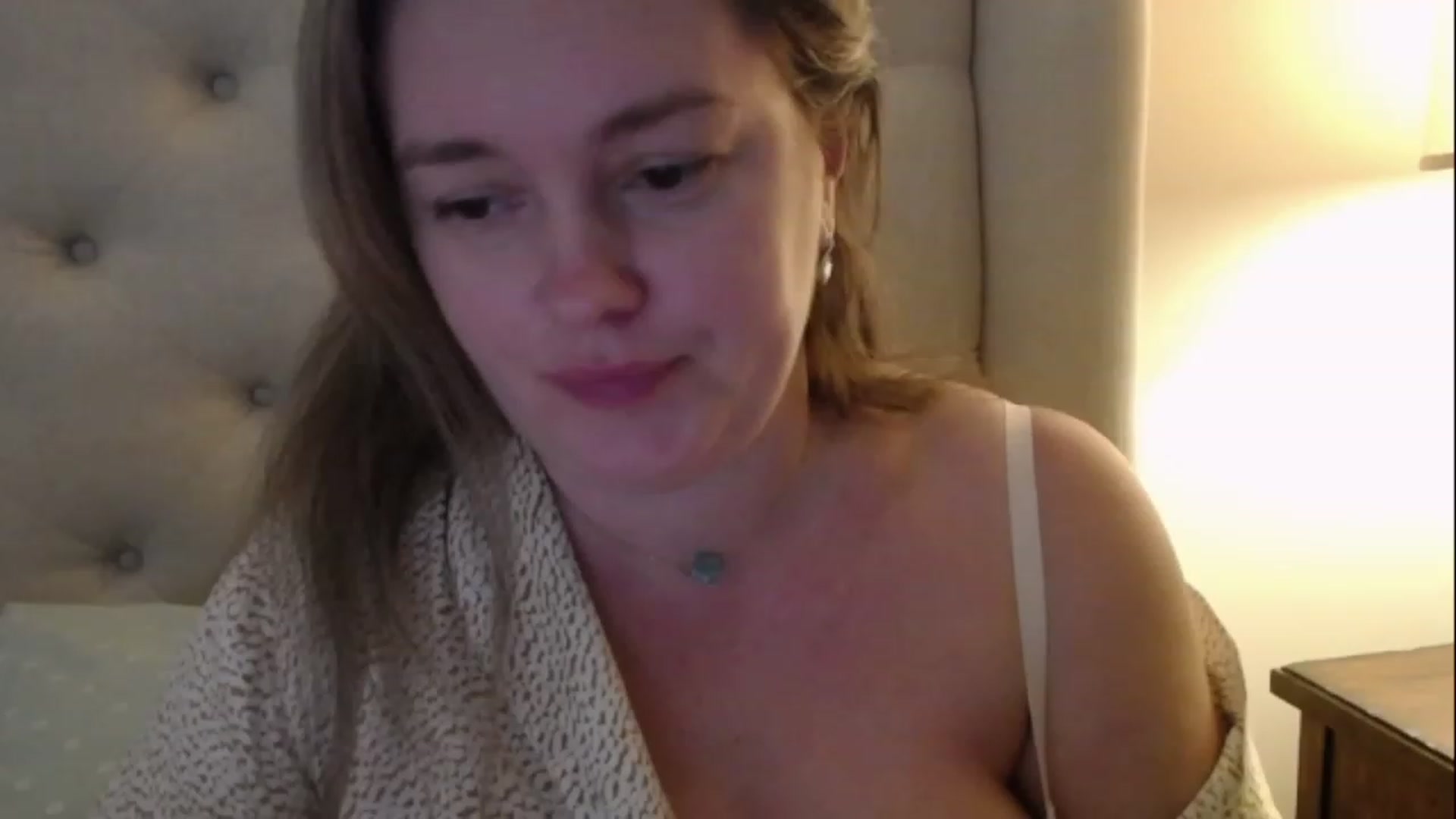 Gallery image thumbnail from J0llye's myfreecams stream on, 02/28/2023, 21:43 image 2 of 20