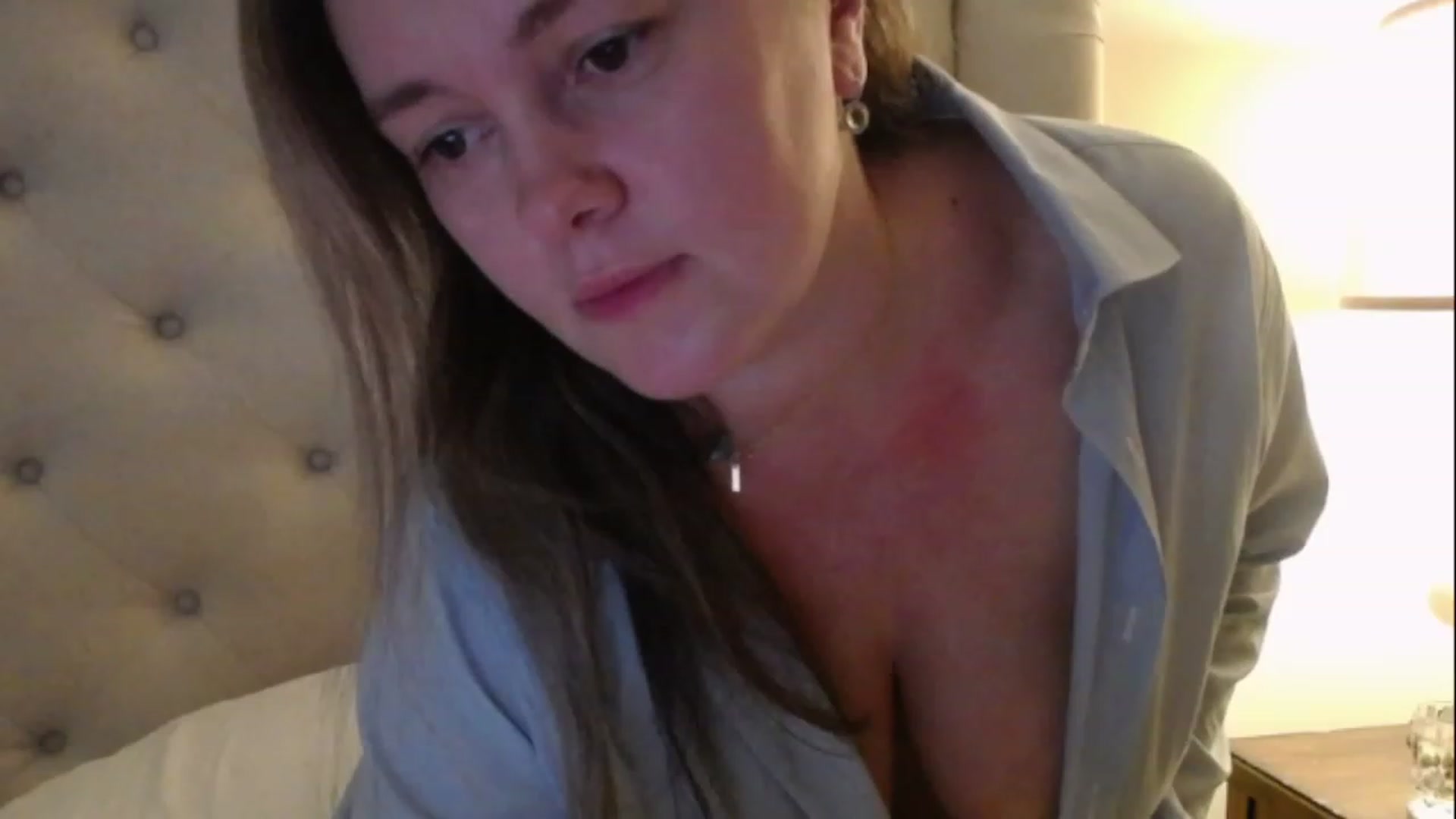 Gallery image thumbnail from J0llye's myfreecams stream on, 03/09/2023, 21:48 image 14 of 20