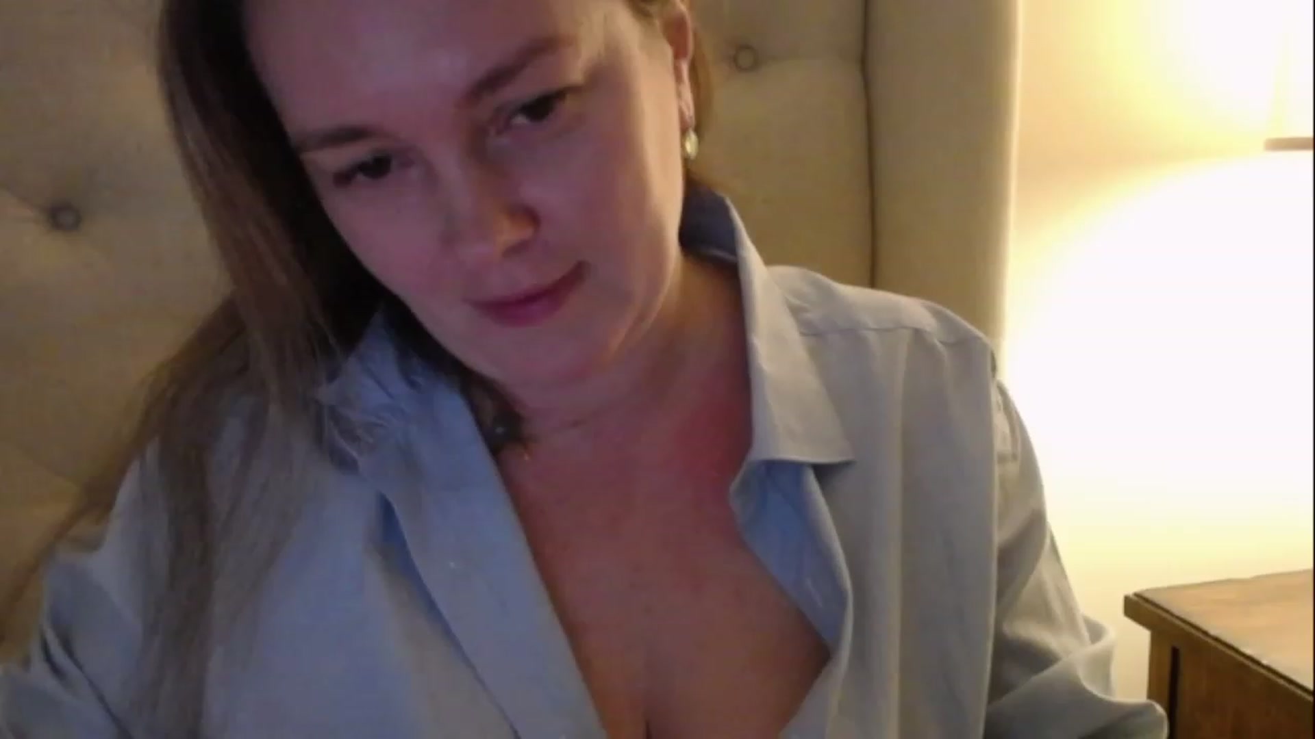 Gallery image thumbnail from J0llye's myfreecams stream on, 03/09/2023, 21:48 image 19 of 20