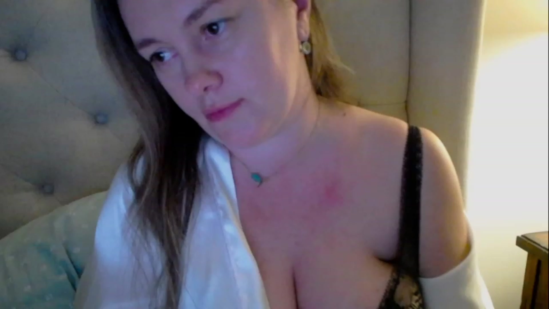 Gallery image thumbnail from J0llye's myfreecams stream on, 03/16/2023, 20:37 image 20 of 20