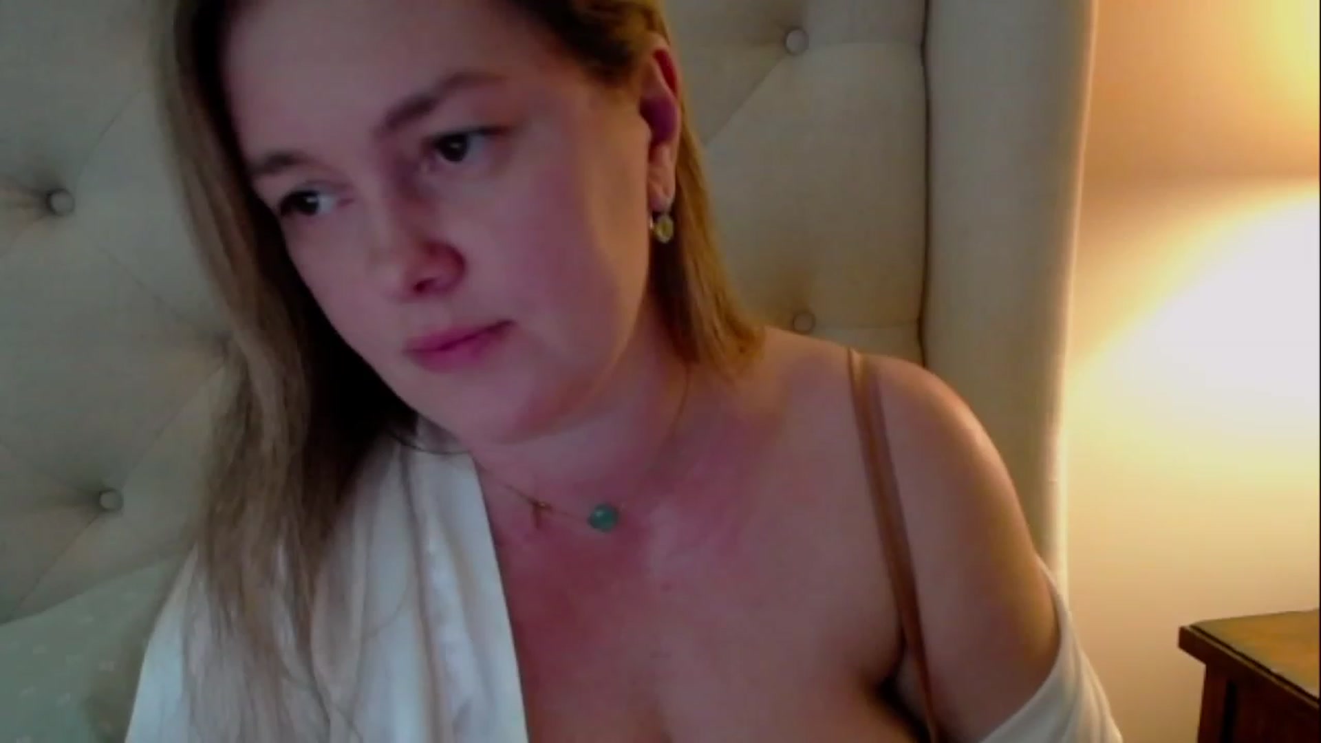 Gallery image thumbnail from J0llye's myfreecams stream on, 04/14/2023, 16:51 image 20 of 20