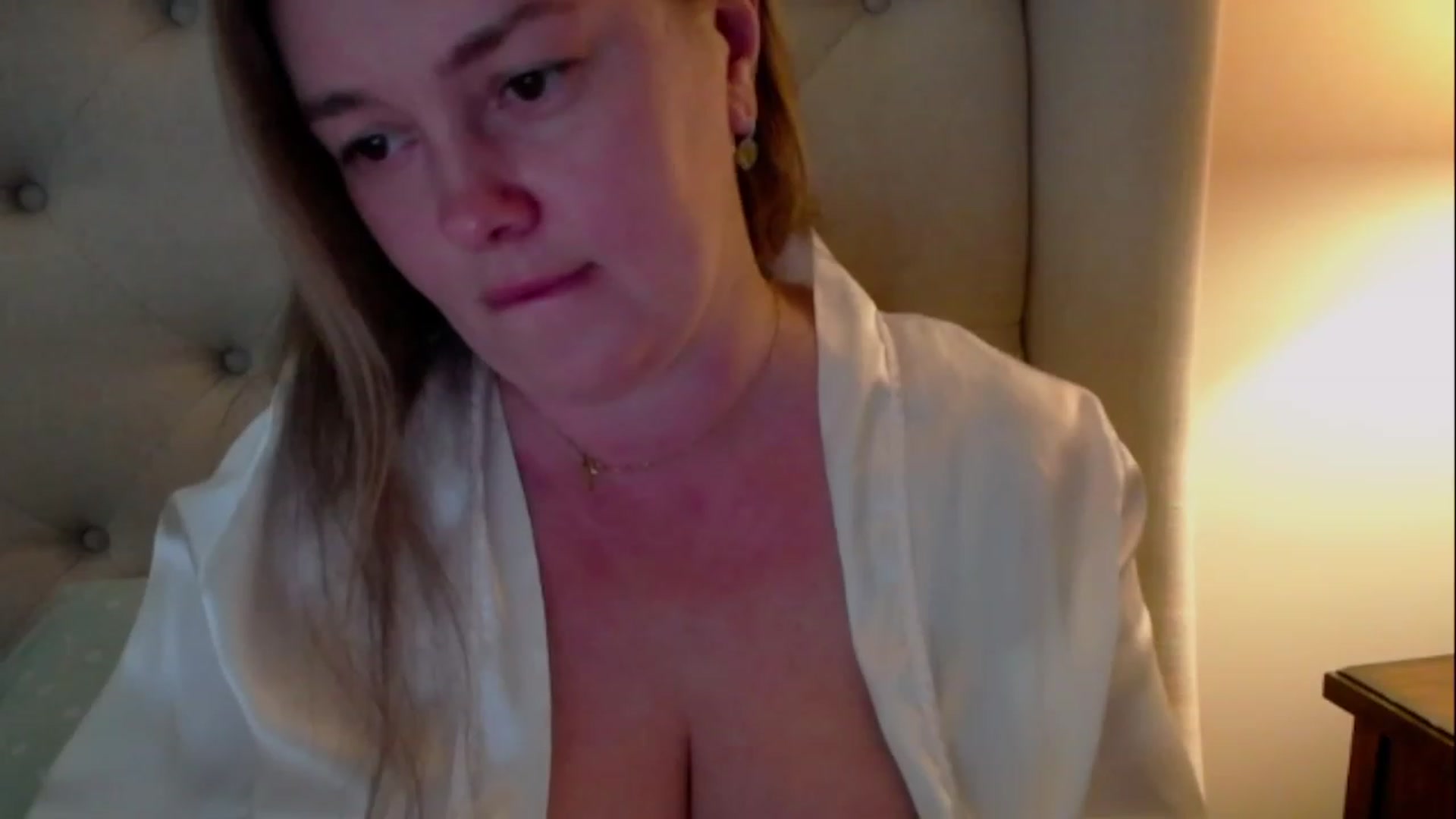 Gallery image thumbnail from J0llye's myfreecams stream on, 04/15/2023, 20:24 image 7 of 20