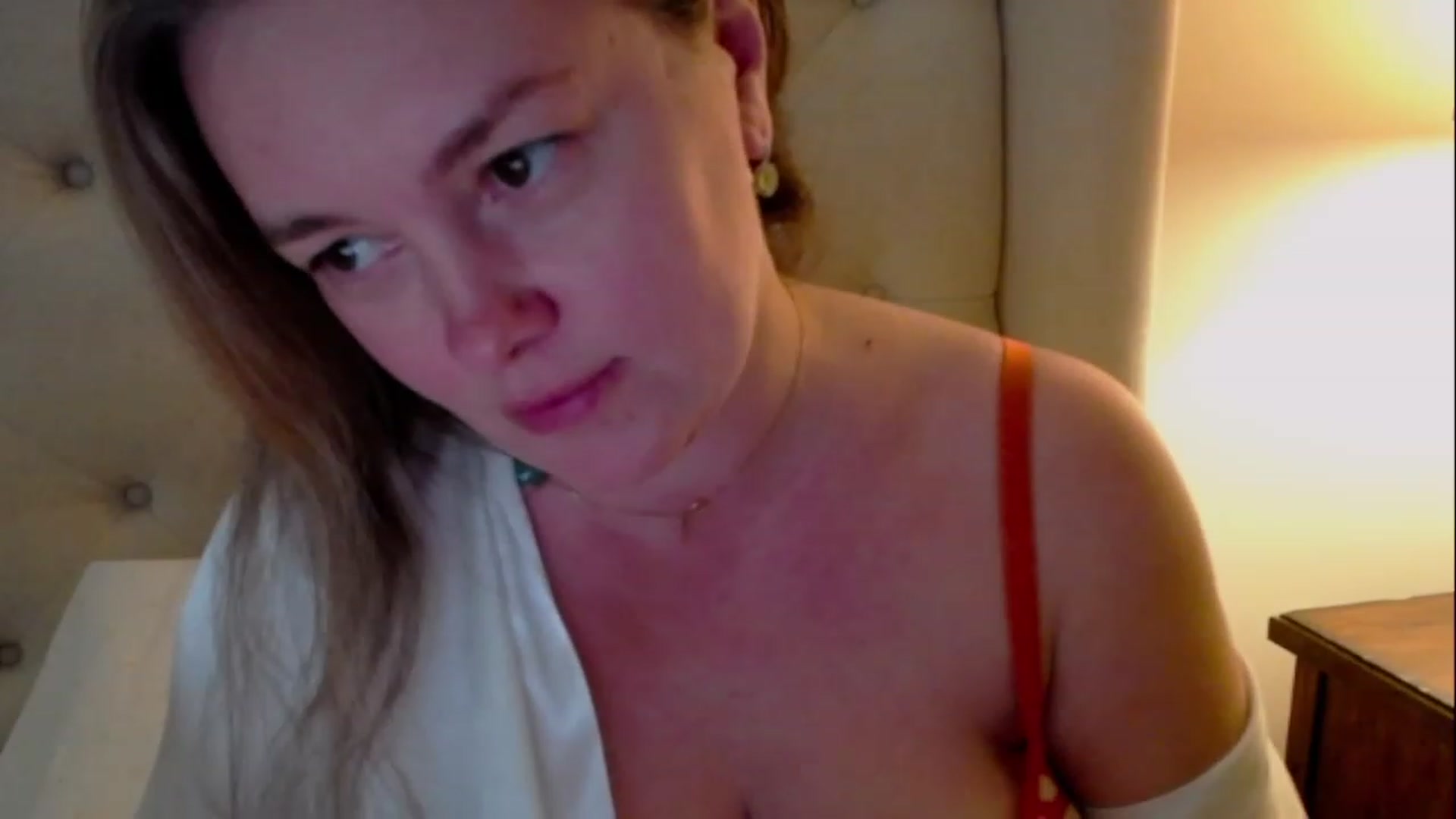 Gallery image thumbnail from J0llye's myfreecams stream on, 04/22/2023, 20:53 image 4 of 20