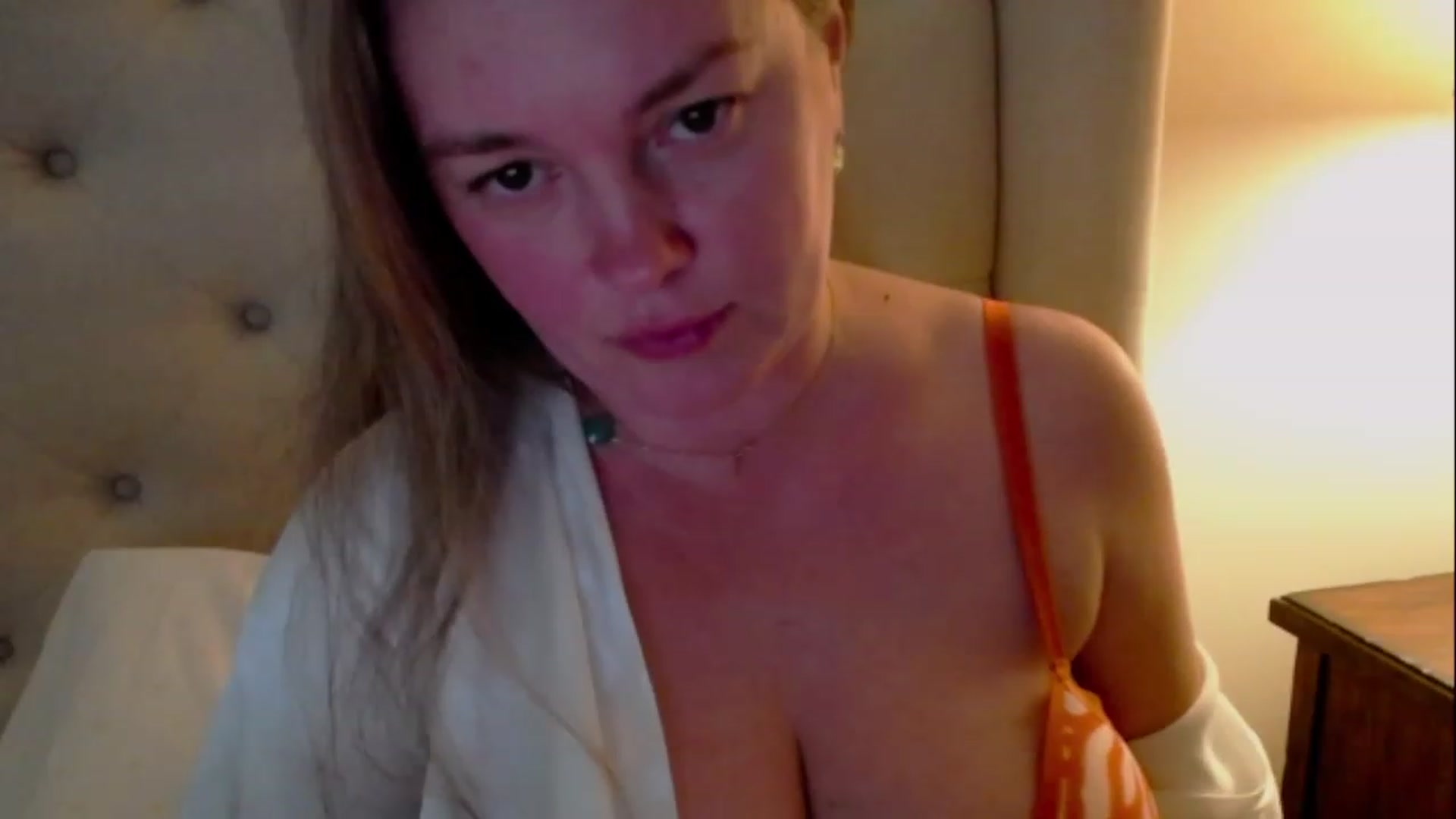 Gallery image thumbnail from J0llye's myfreecams stream on, 04/22/2023, 20:53 image 14 of 20