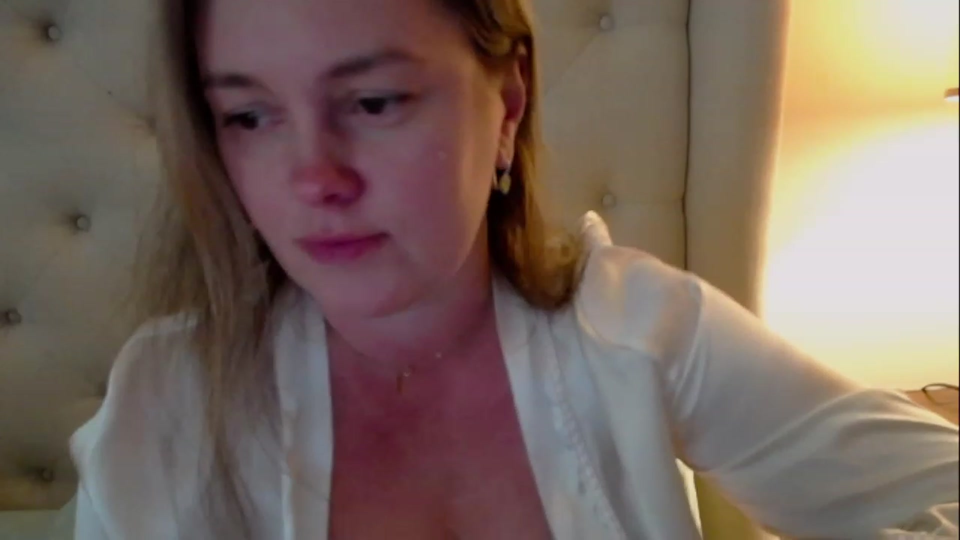 Gallery image thumbnail from J0llye's myfreecams stream on, 04/26/2023, 20:13 image 5 of 20