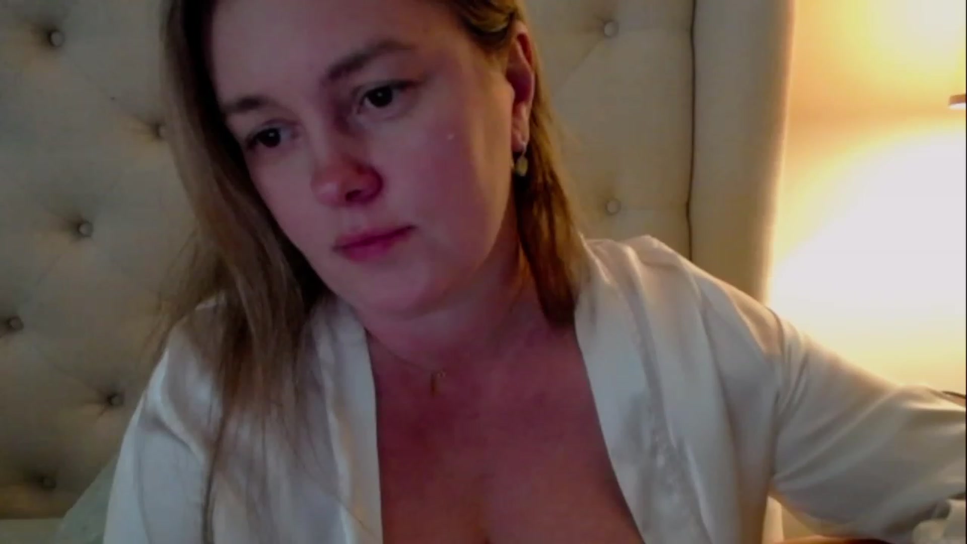 Gallery image thumbnail from J0llye's myfreecams stream on, 04/26/2023, 20:13 image 3 of 20