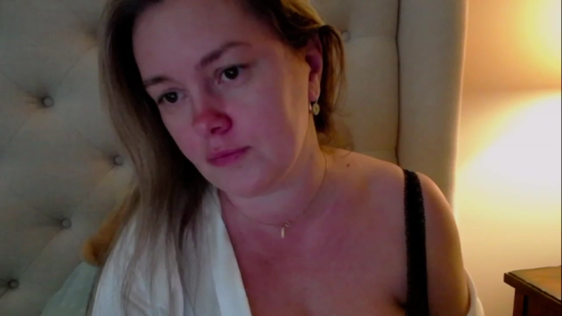 Gallery image thumbnail from J0llye's myfreecams stream on, 04/27/2023, 16:19 image 12 of 20