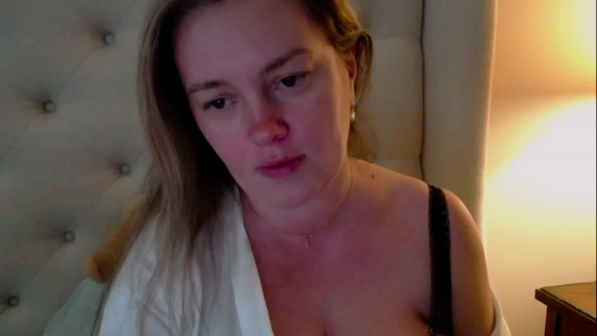 Gallery image thumbnail from J0llye's myfreecams stream on, 04/27/2023, 16:19 image 11 of 20