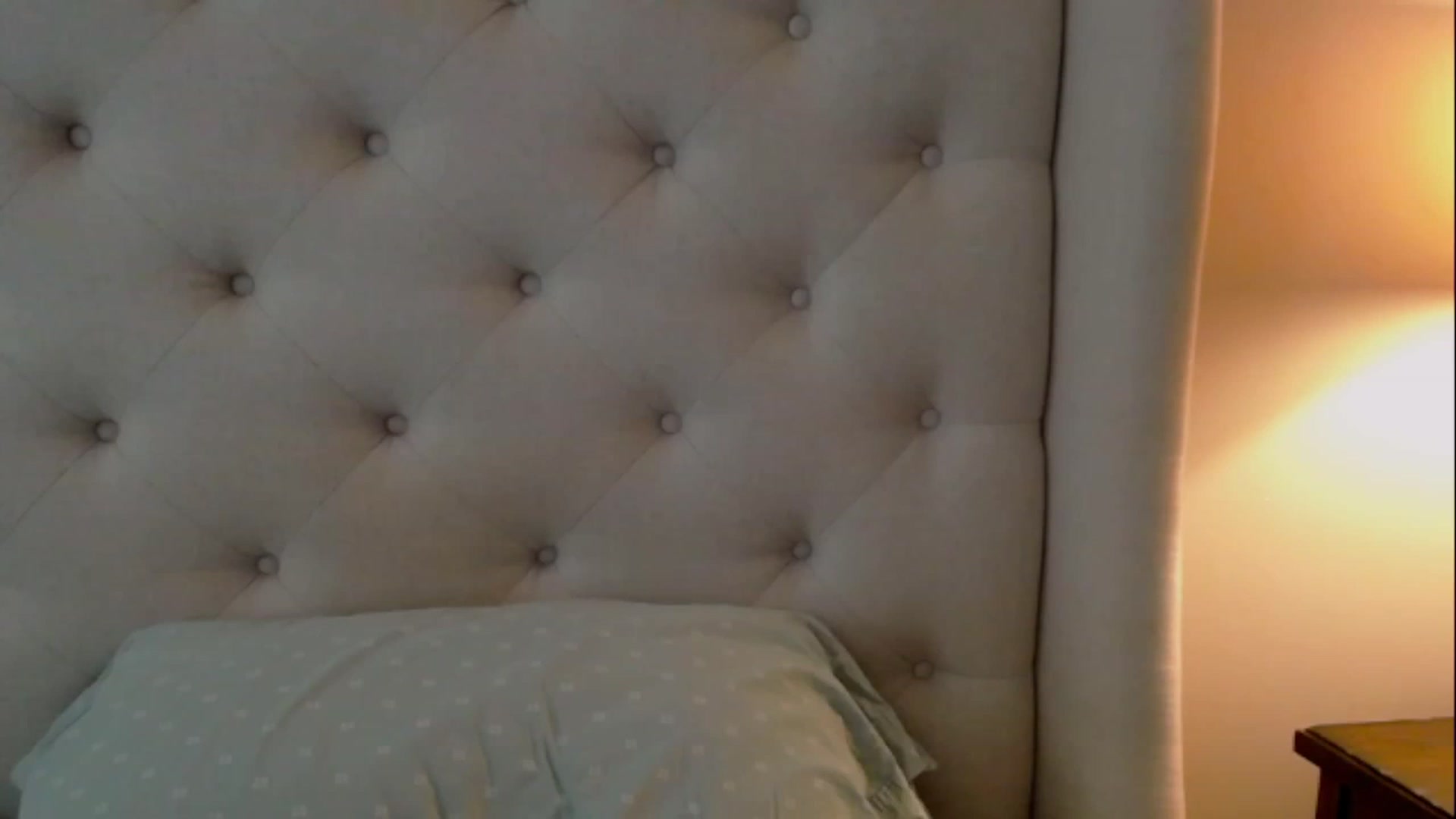 Gallery image thumbnail from J0llye's myfreecams stream on, 05/04/2023, 17:18 image 2 of 20