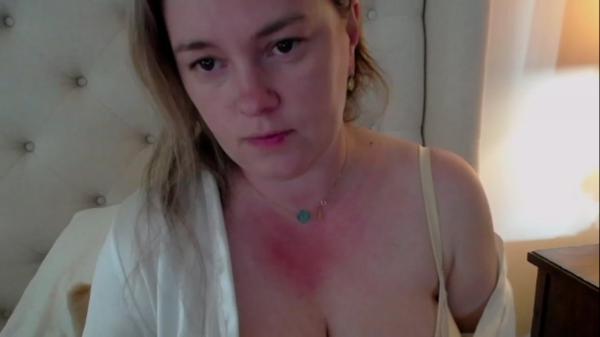 Gallery image thumbnail from J0llye's myfreecams stream on, 05/22/2023, 15:59 image 3 of 20