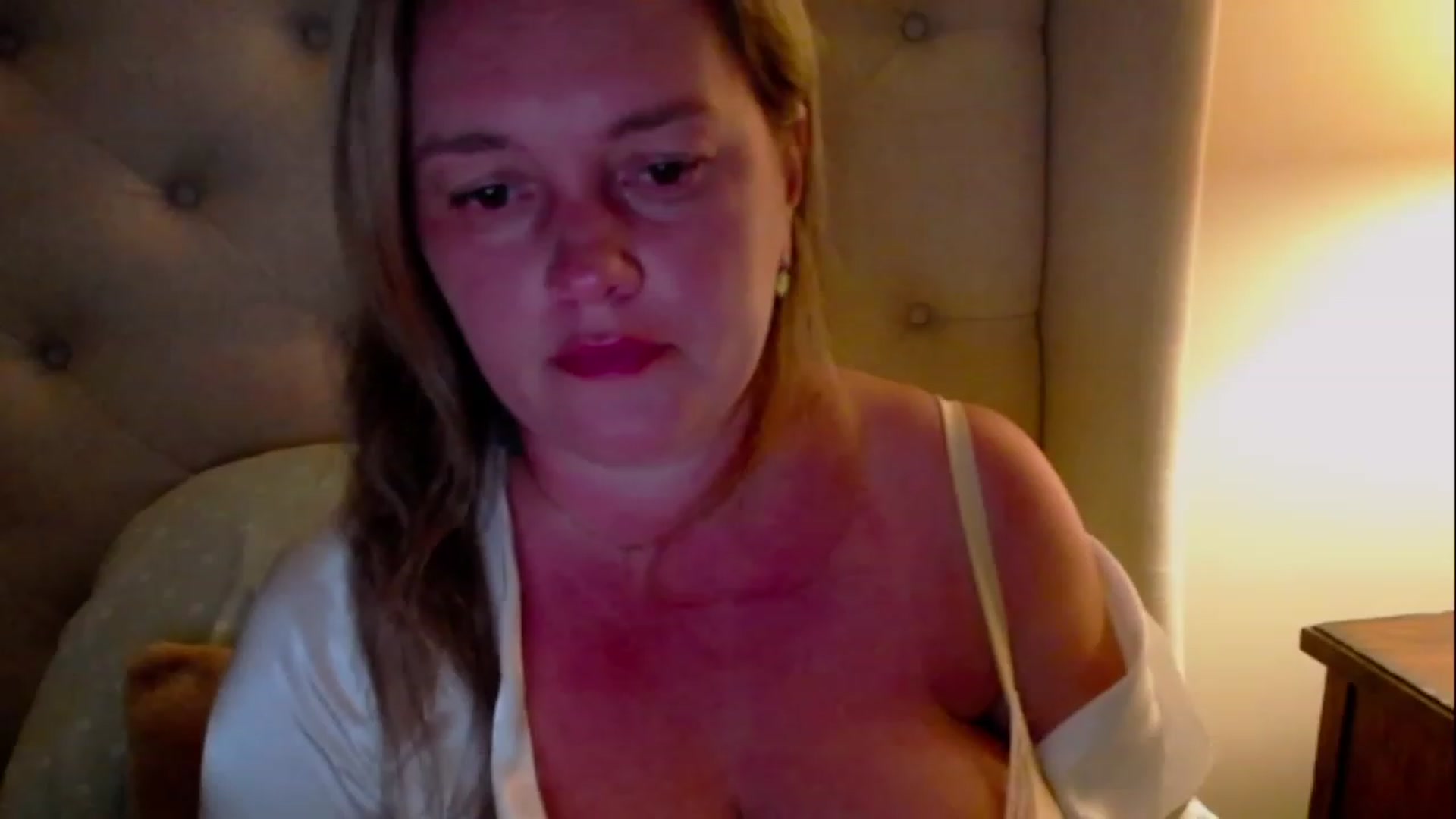 Gallery image thumbnail from J0llye's myfreecams stream on, 06/05/2023, 03:49 image 16 of 20