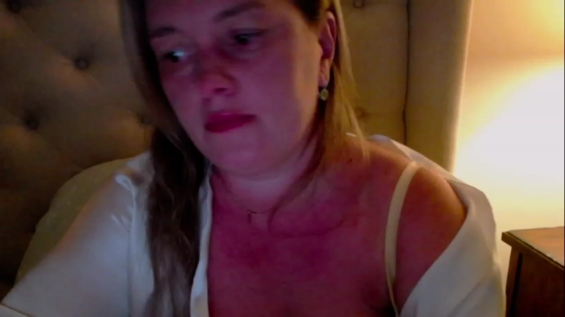 Gallery image thumbnail from J0llye's myfreecams stream on, 06/05/2023, 03:49 image 11 of 20