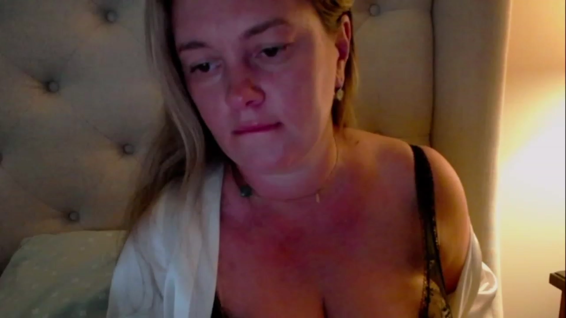Gallery image thumbnail from J0llye's myfreecams stream on, 06/07/2023, 16:27 image 20 of 20