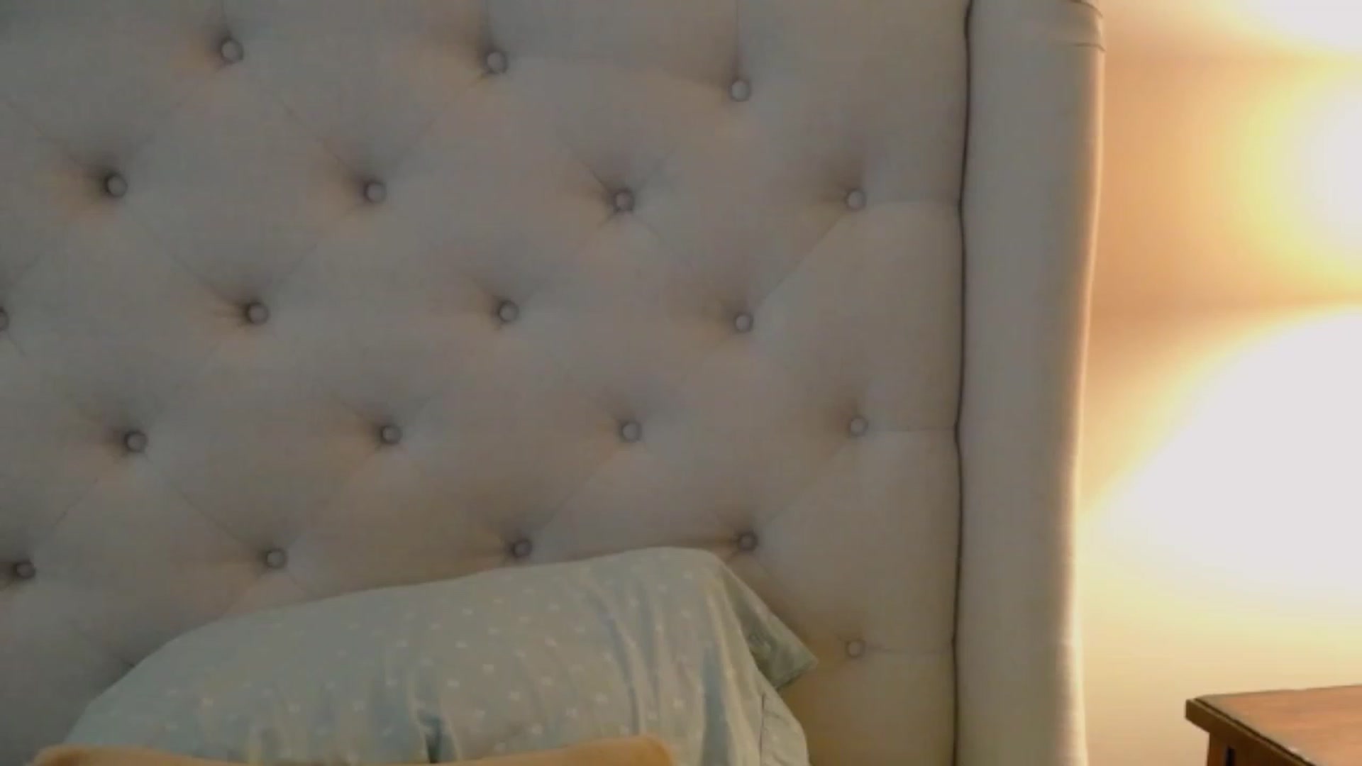 Gallery image thumbnail from J0llye's myfreecams stream on, 06/20/2023, 19:55 image 18 of 20