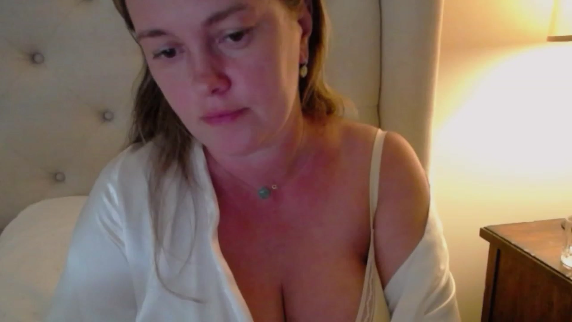 Gallery image thumbnail from J0llye's myfreecams stream on, 07/05/2023, 20:30 image 20 of 20