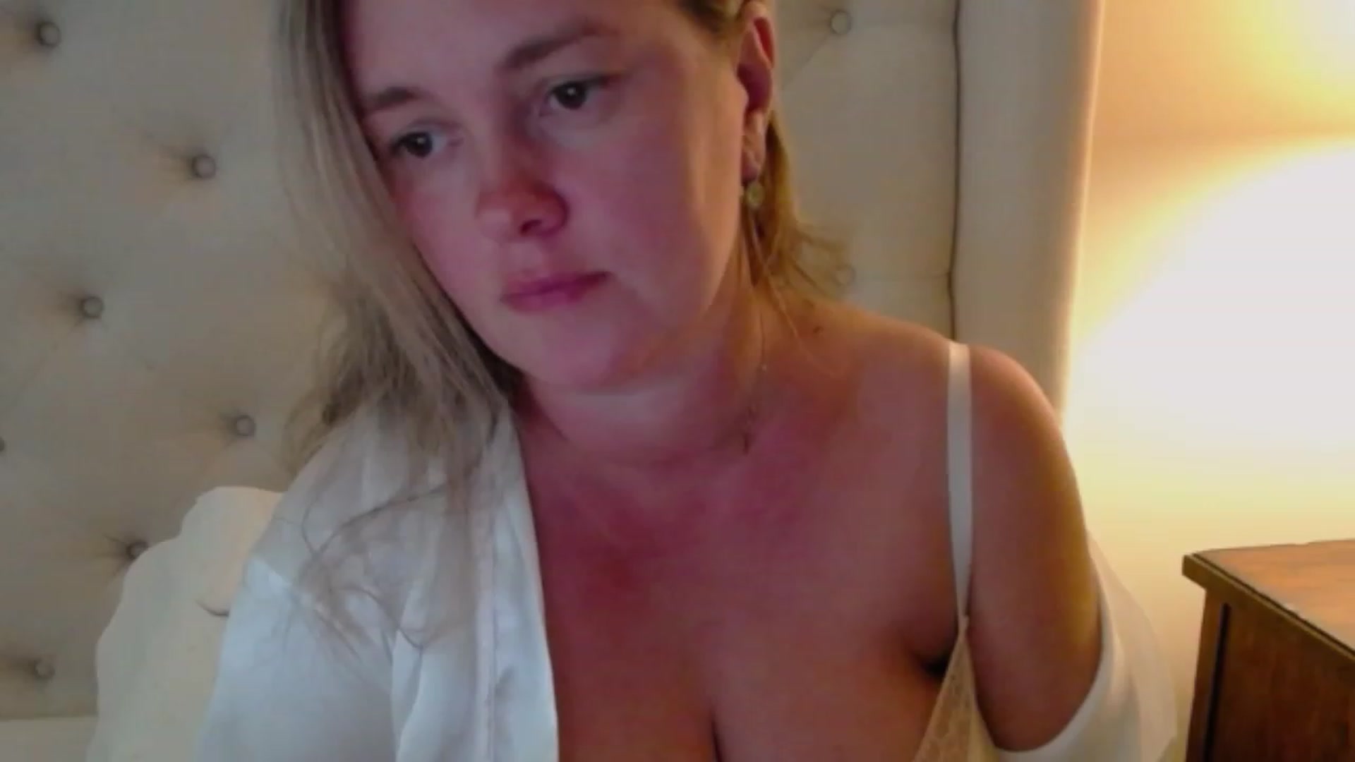 Gallery image thumbnail from J0llye's myfreecams stream on, 07/13/2023, 19:08 image 1 of 20