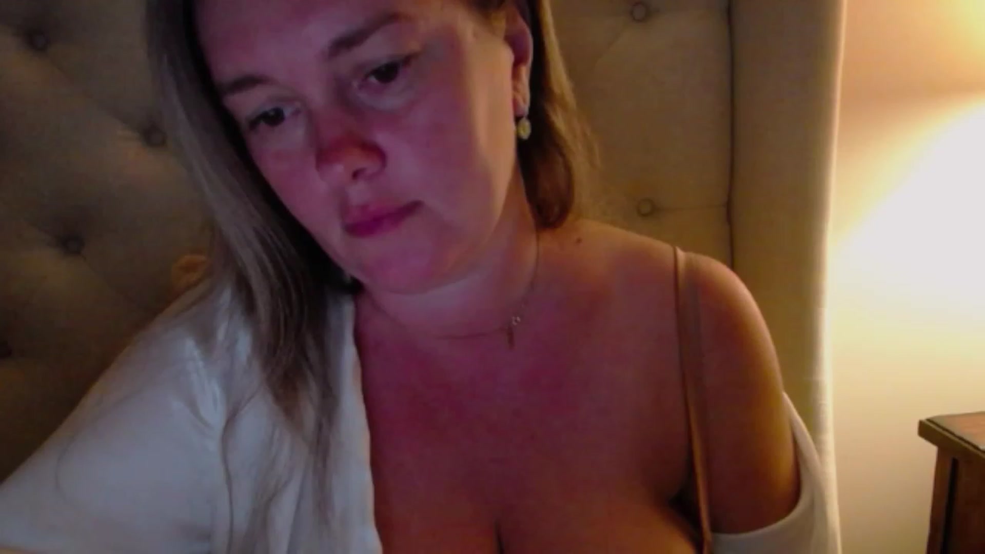 Gallery image thumbnail from J0llye's myfreecams stream on, 07/18/2023, 03:27 image 9 of 20