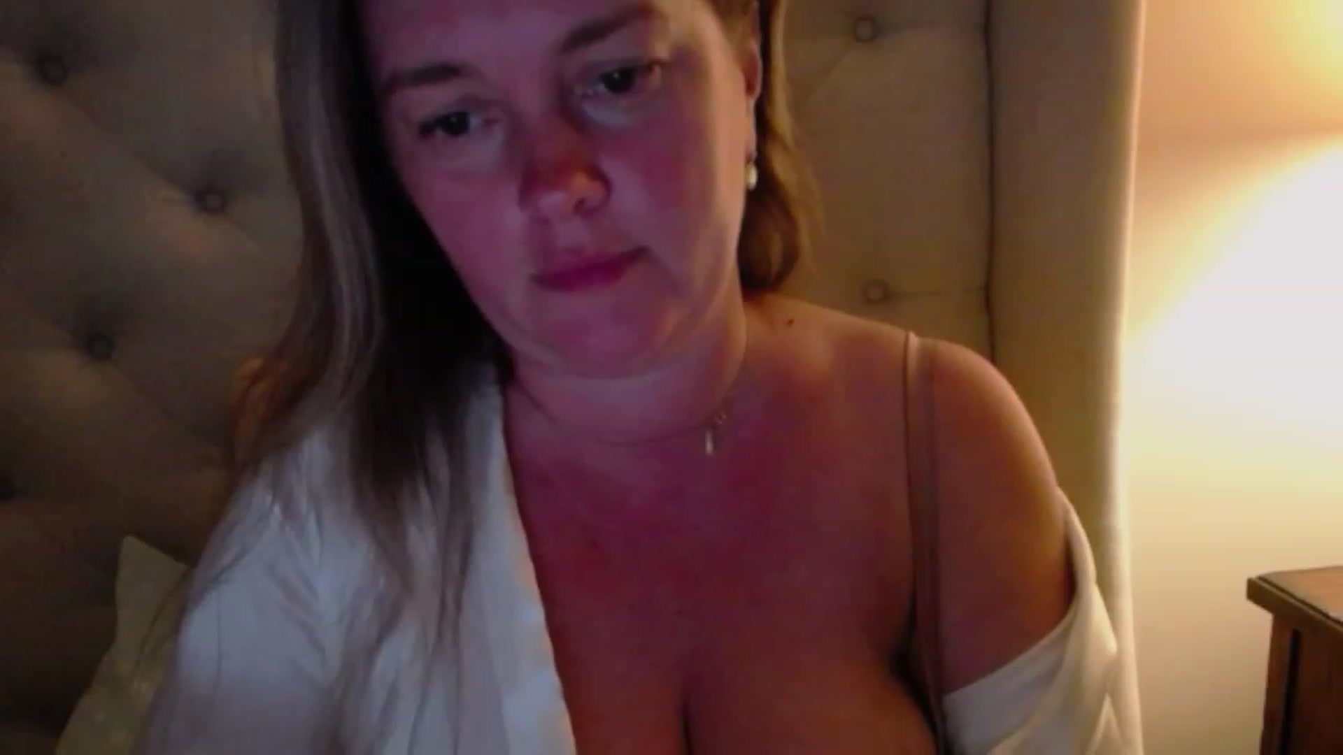 Gallery image thumbnail from J0llye's myfreecams stream on, 07/18/2023, 03:27 image 6 of 20