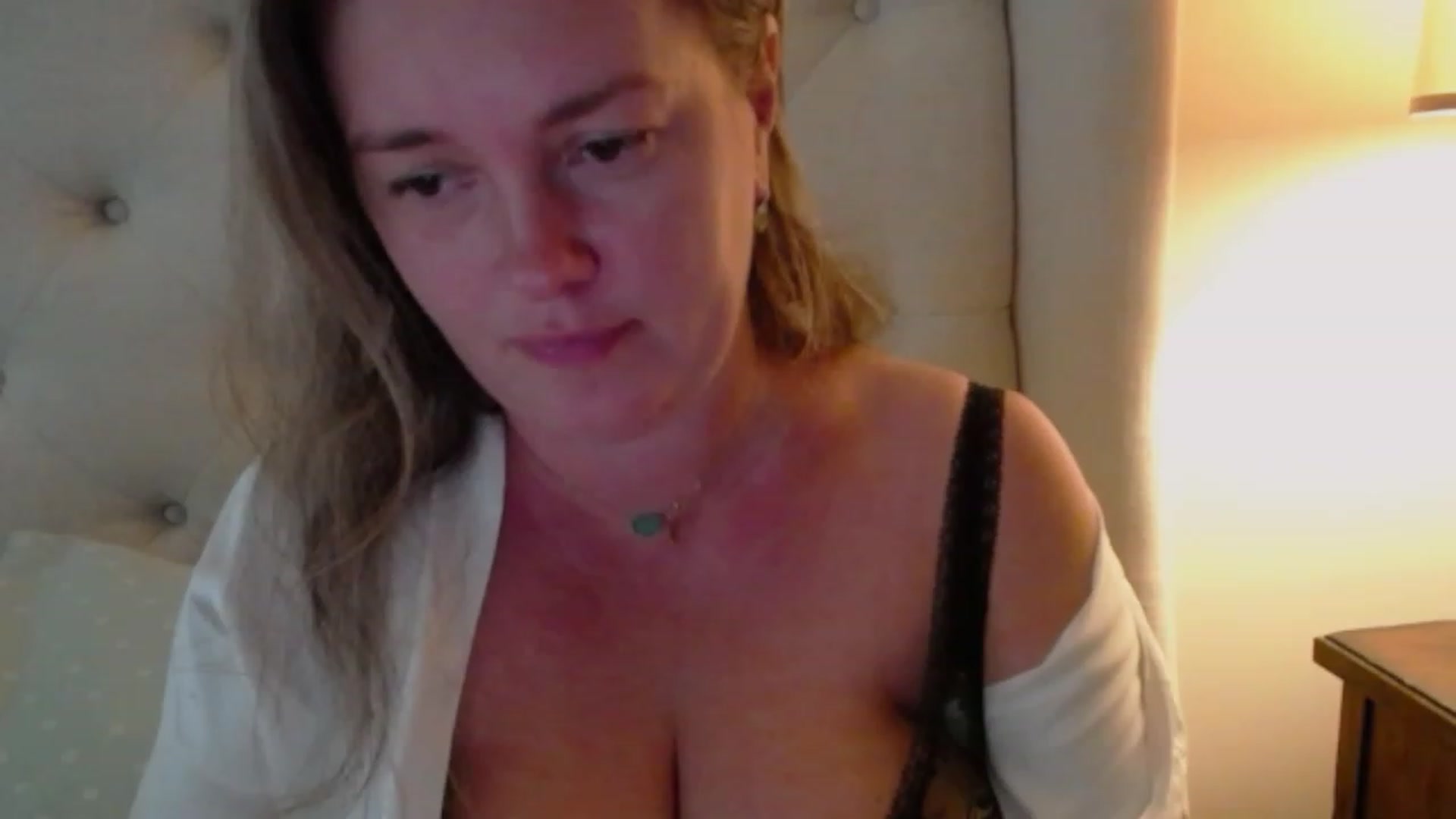 Gallery image thumbnail from J0llye's myfreecams stream on, 07/21/2023, 20:16 image 11 of 20