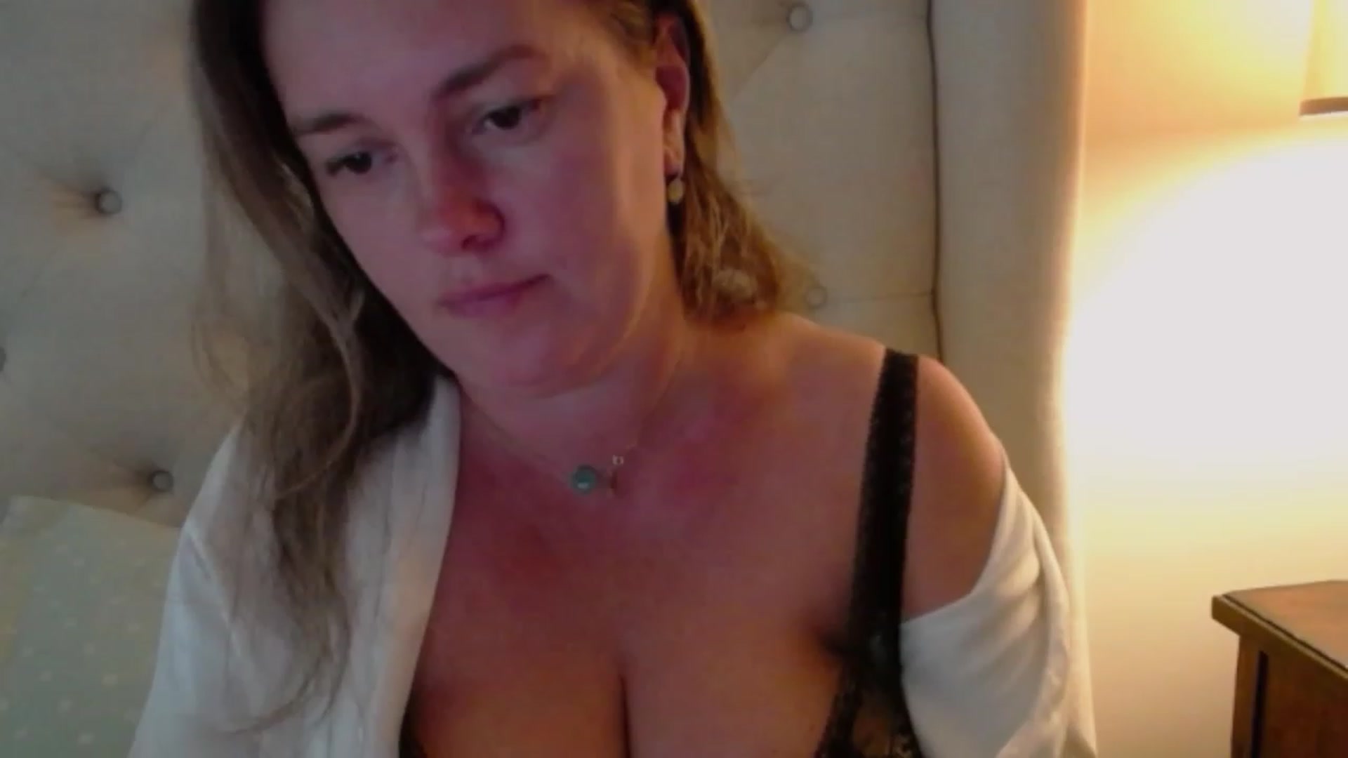 Gallery image thumbnail from J0llye's myfreecams stream on, 07/21/2023, 20:16 image 7 of 20