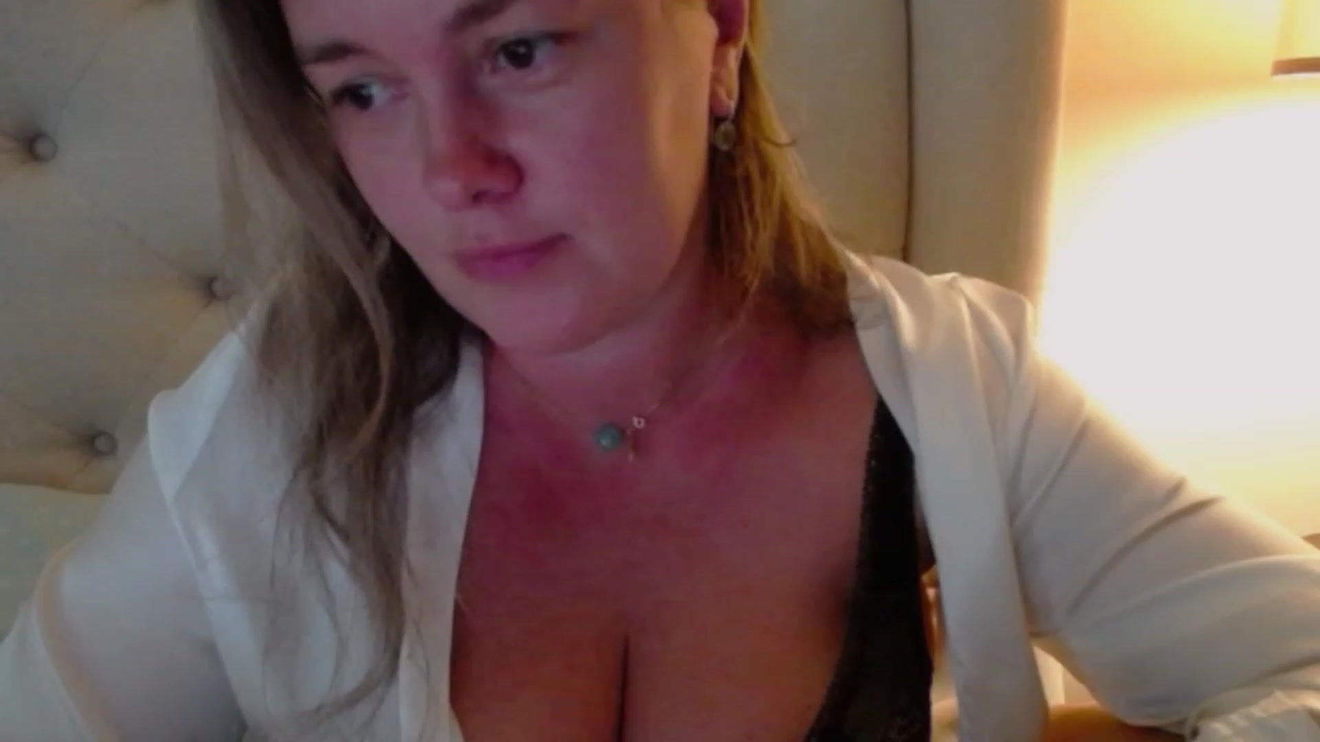 Gallery image thumbnail from J0llye's myfreecams stream on, 07/21/2023, 20:58 image 17 of 20