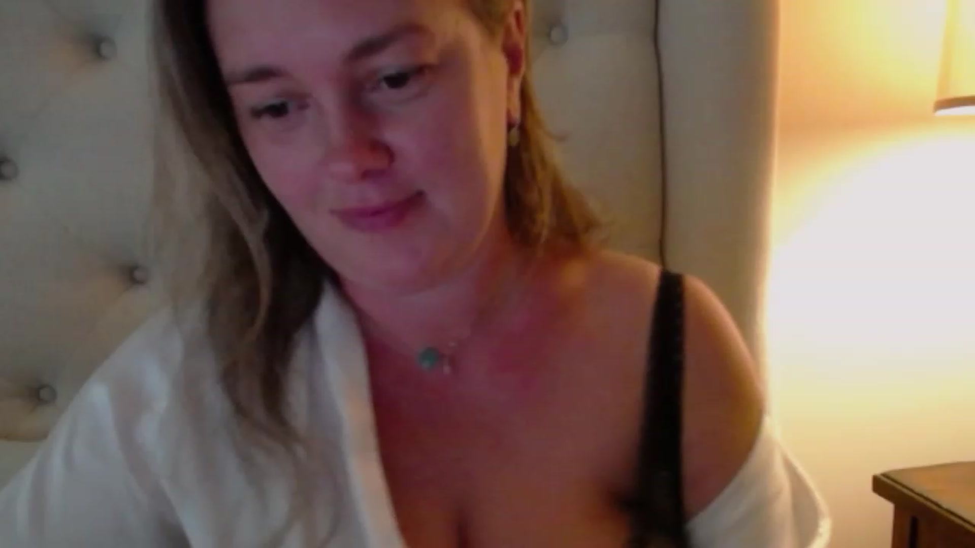 Gallery image thumbnail from J0llye's myfreecams stream on, 07/21/2023, 20:58 image 3 of 20