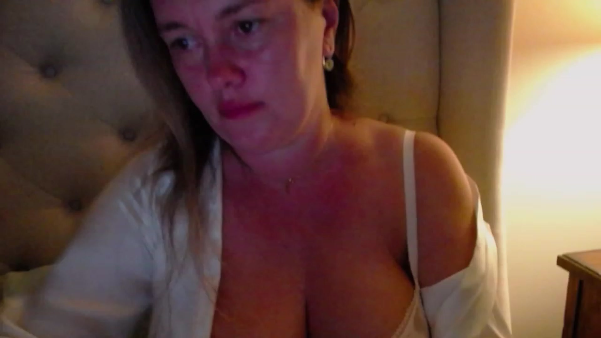 Gallery image thumbnail from J0llye's myfreecams stream on, 07/23/2023, 04:20 image 13 of 20