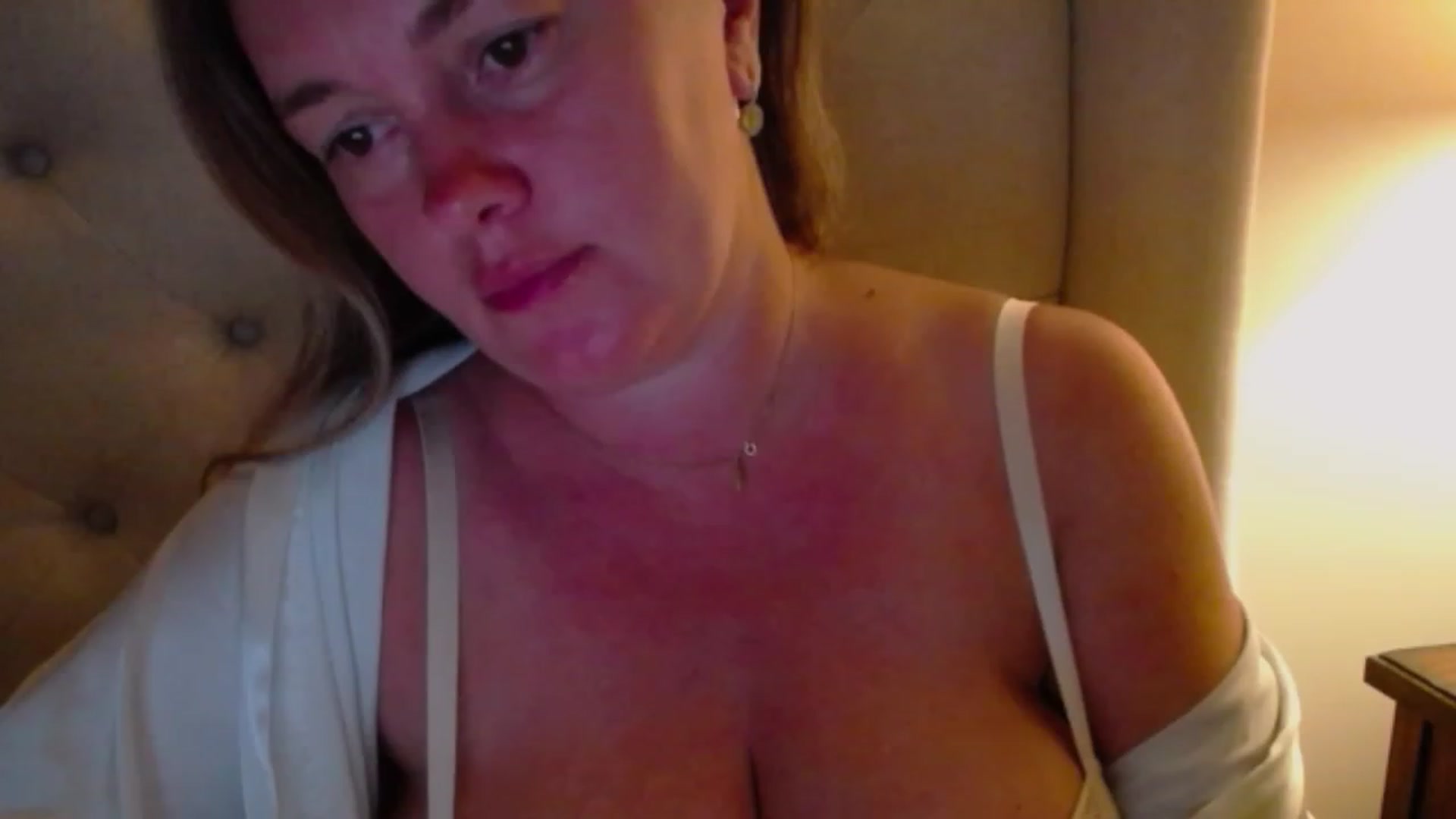 Gallery image thumbnail from J0llye's myfreecams stream on, 07/26/2023, 04:14 image 15 of 20