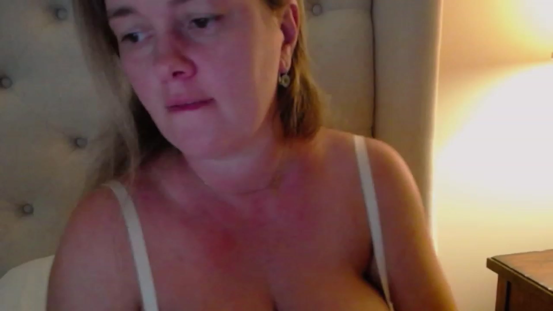 Gallery image thumbnail from J0llye's myfreecams stream on, 07/26/2023, 20:50 image 4 of 20