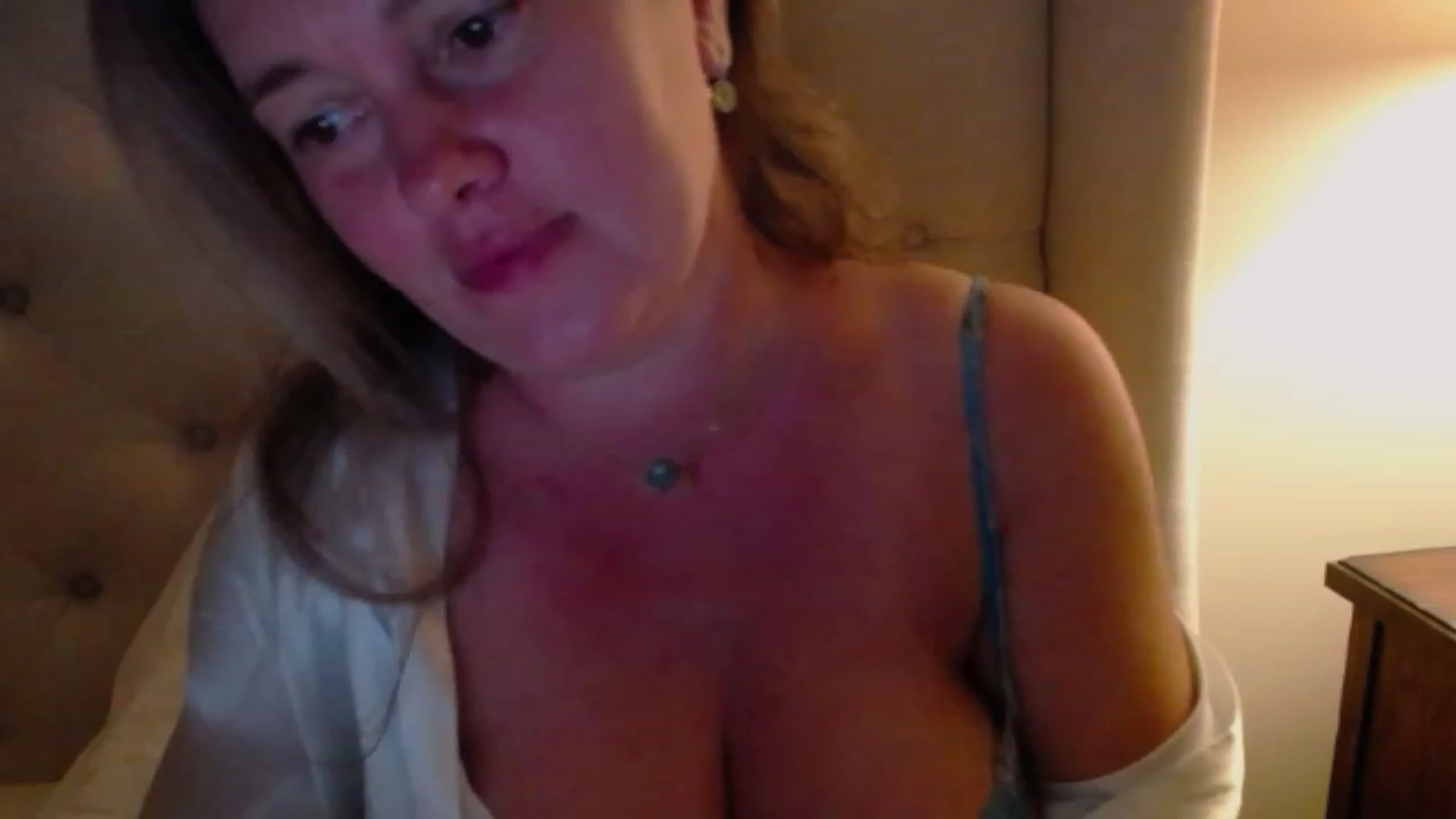 Gallery image thumbnail from J0llye's myfreecams stream on, 07/27/2023, 03:49 image 4 of 20