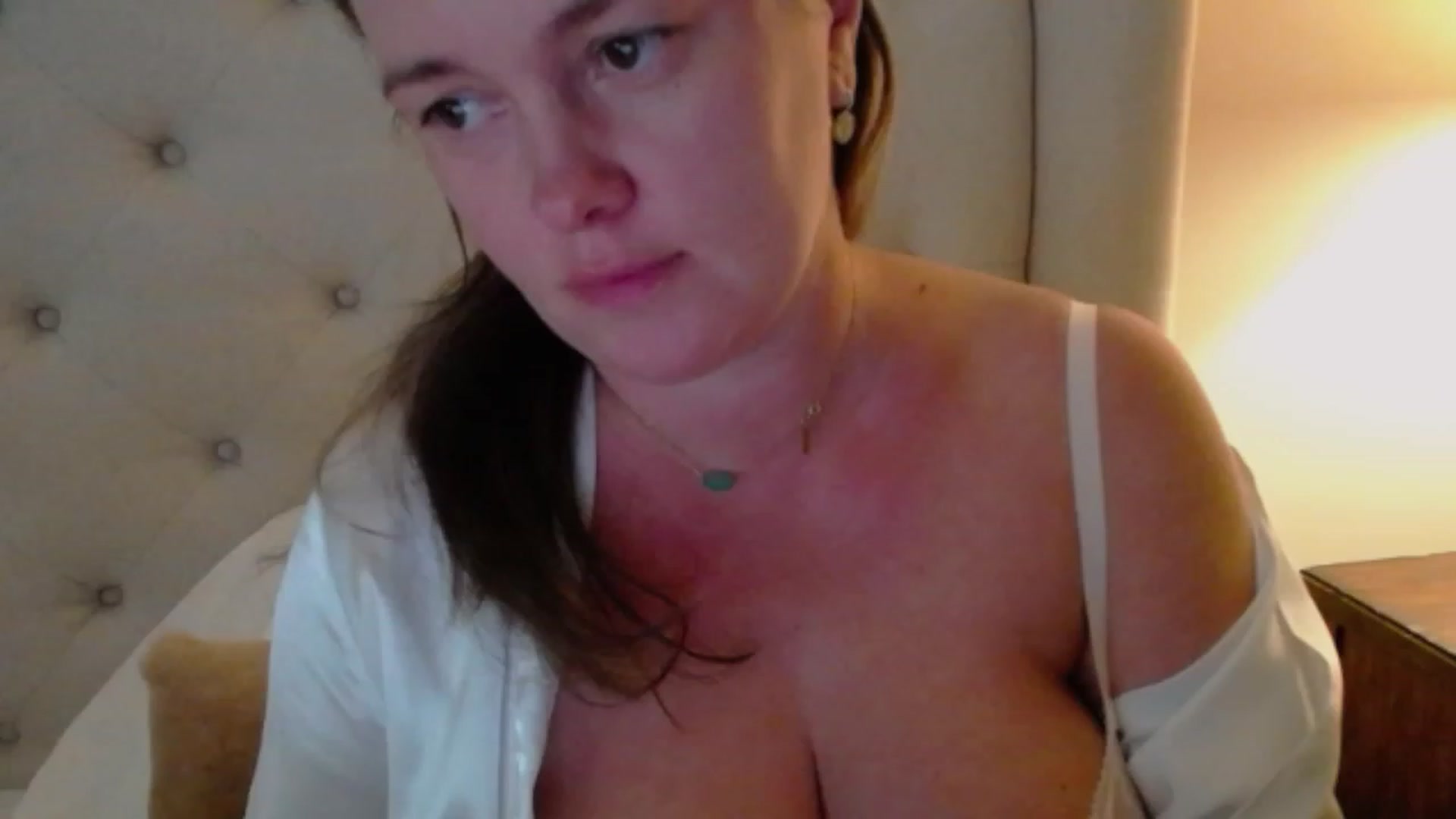 Gallery image thumbnail from J0llye's myfreecams stream on, 08/11/2023, 19:04 image 4 of 20