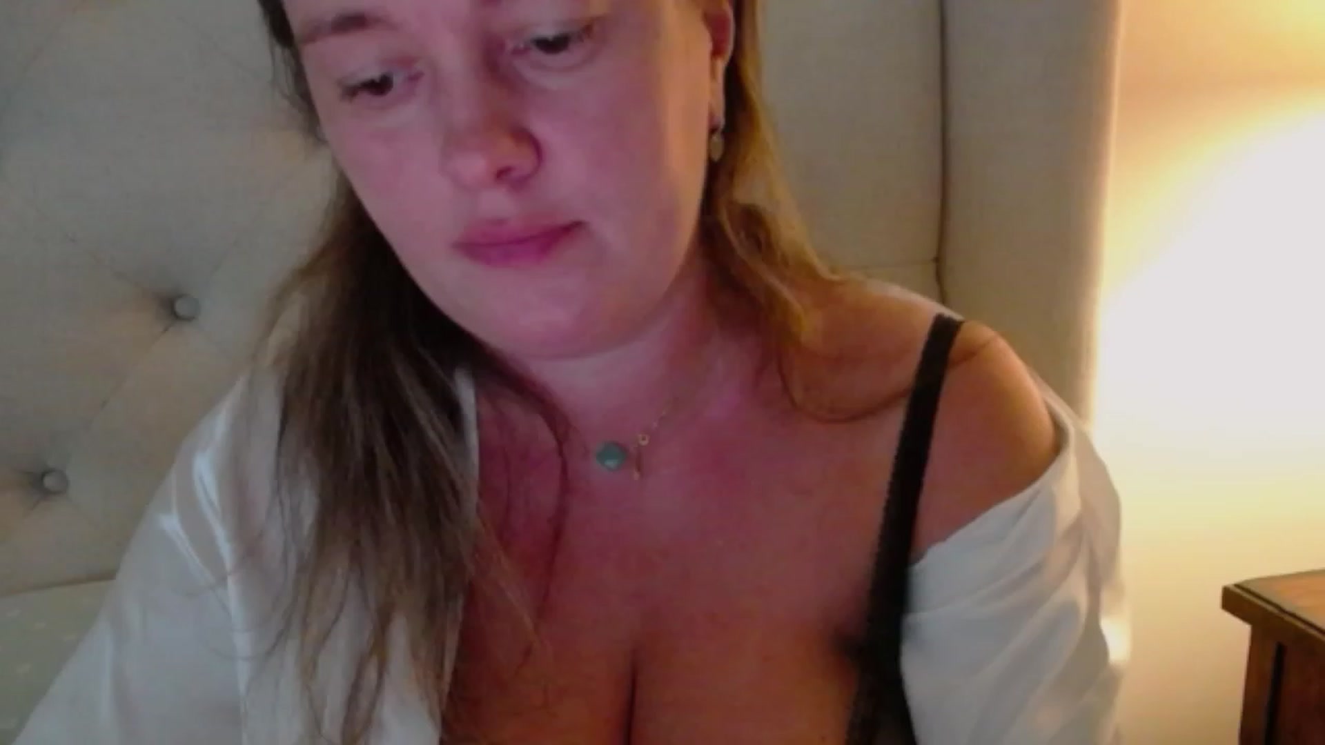 Gallery image thumbnail from J0llye's myfreecams stream on, 08/29/2023, 19:49 image 8 of 20