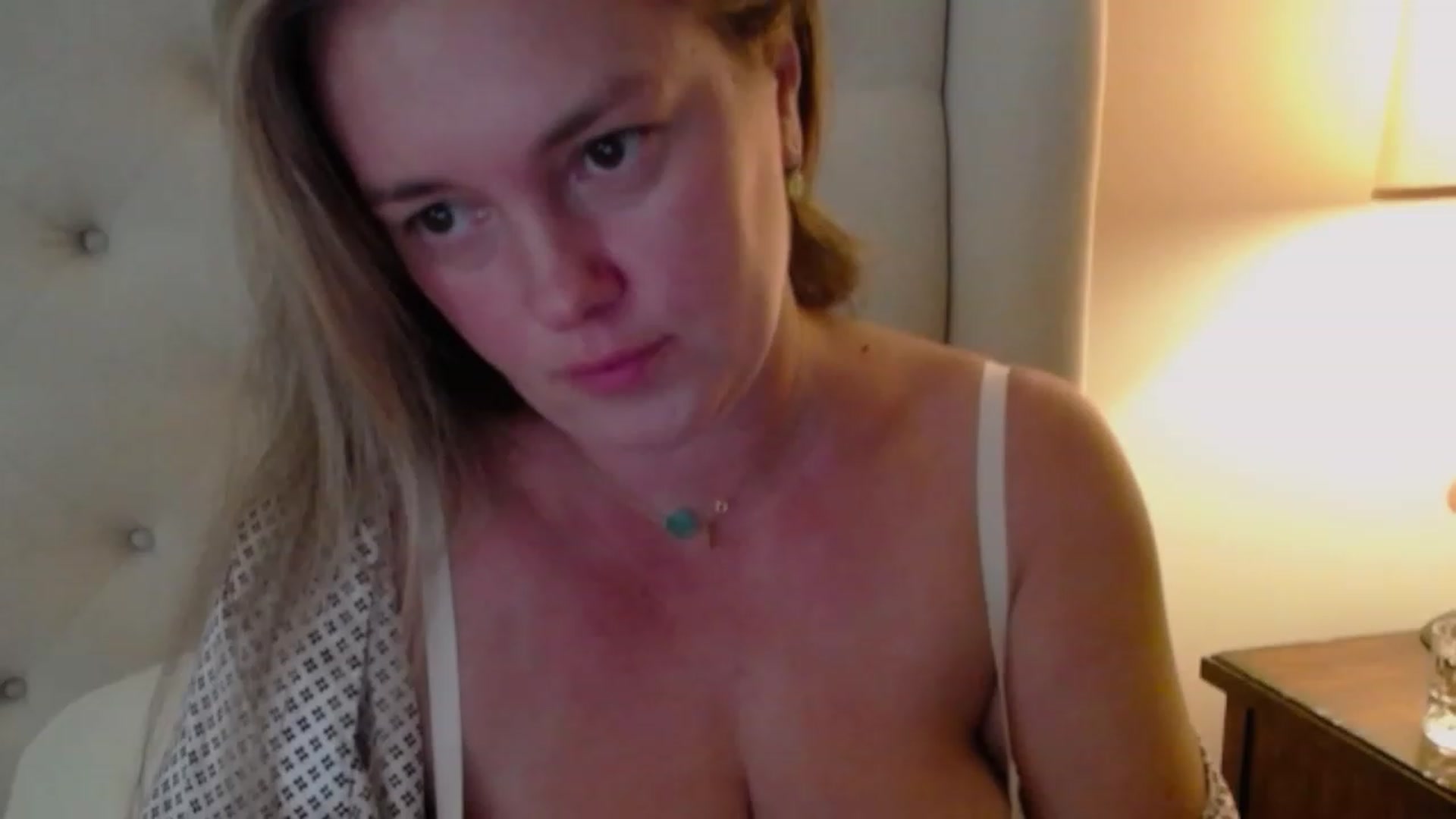 Gallery image thumbnail from J0llye's myfreecams stream on, 09/09/2023, 20:34 image 4 of 20