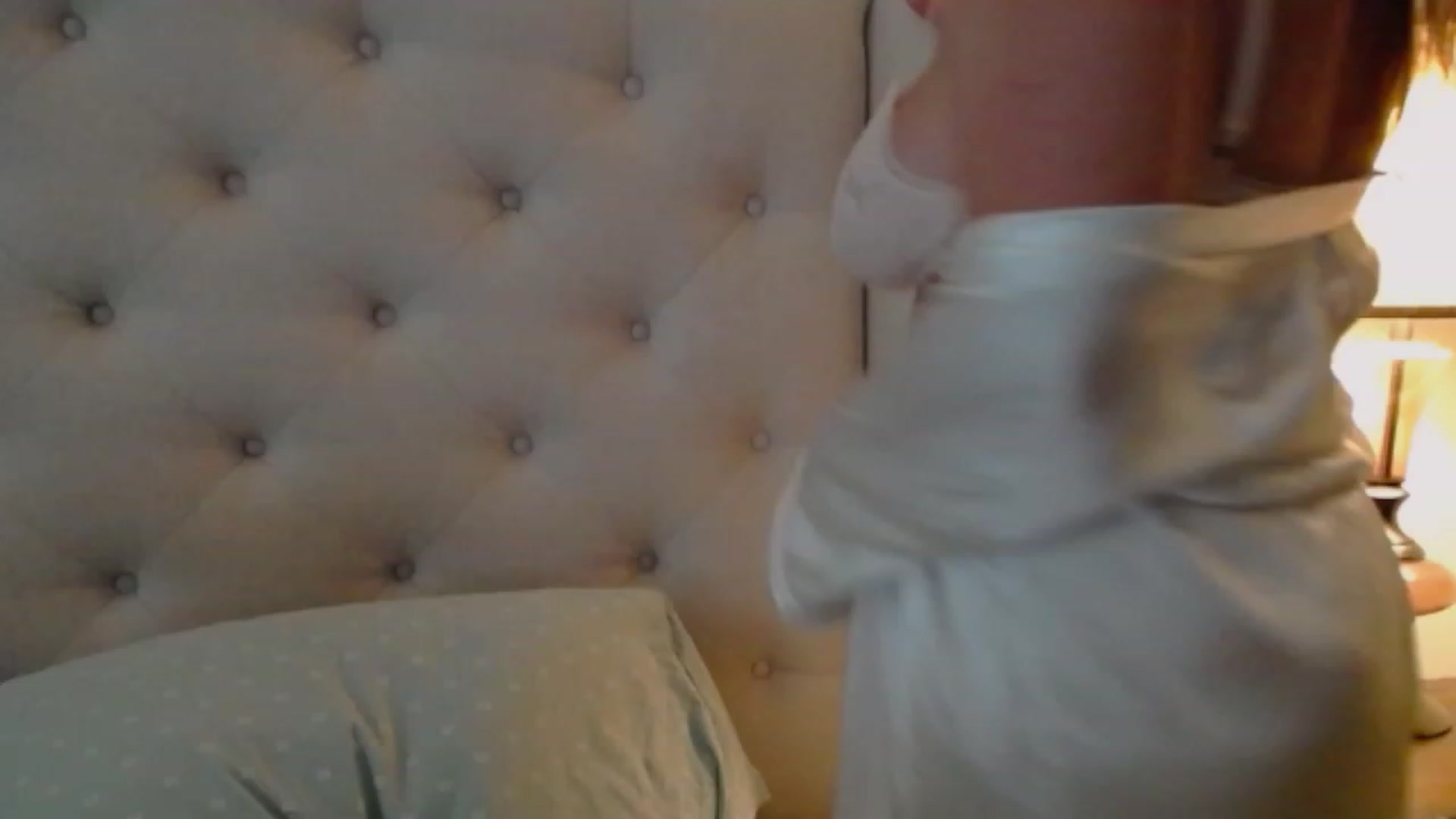 Gallery image thumbnail from J0llye's myfreecams stream on, 09/22/2023, 20:00 image 11 of 20