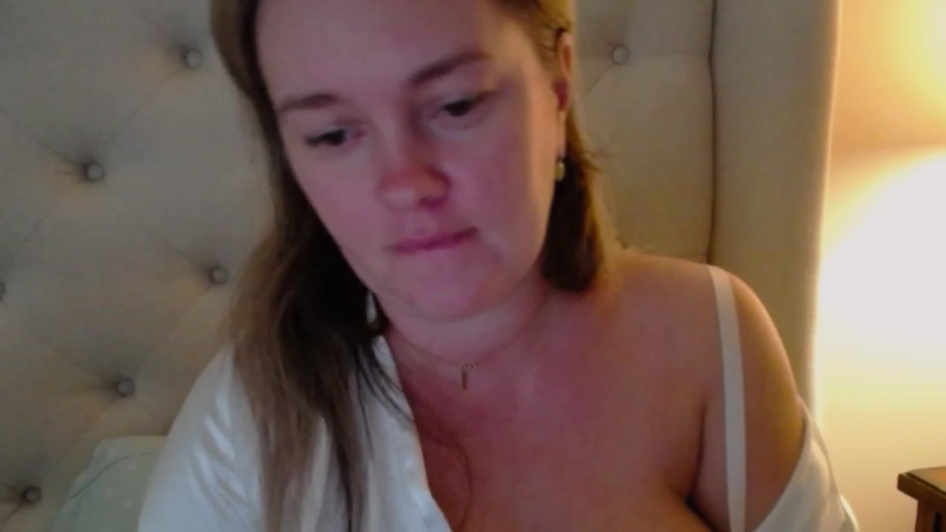 Gallery image thumbnail from J0llye's myfreecams stream on, 10/08/2023, 19:57 image 1 of 20