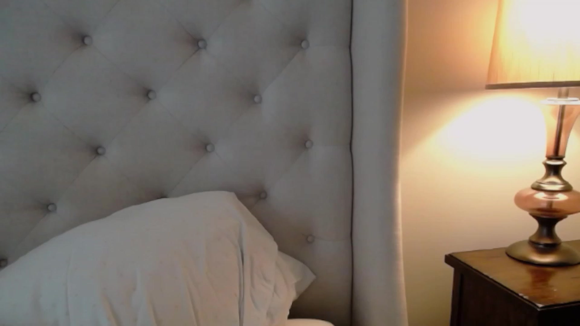 Gallery image thumbnail from J0llye's myfreecams stream on, 10/09/2023, 19:55 image 20 of 20