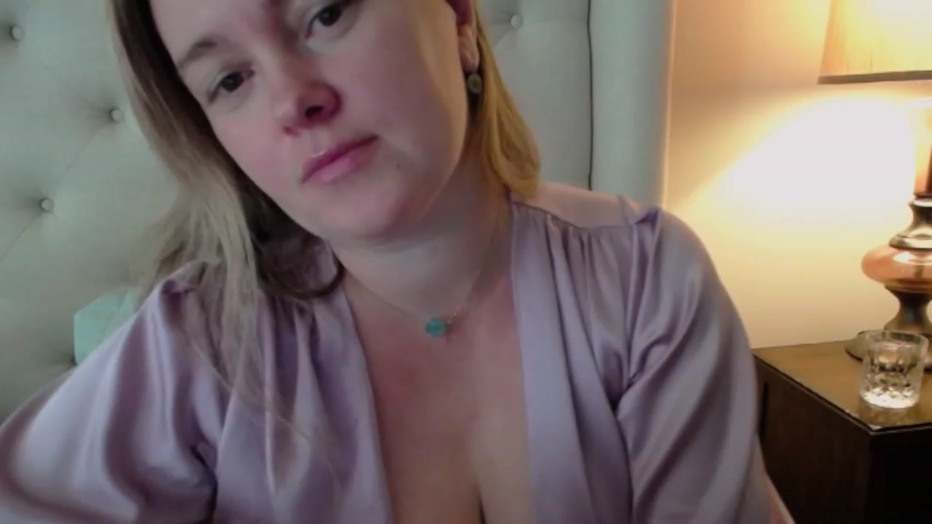 Gallery image thumbnail from J0llye's myfreecams stream on, 10/16/2023, 16:21 image 5 of 20