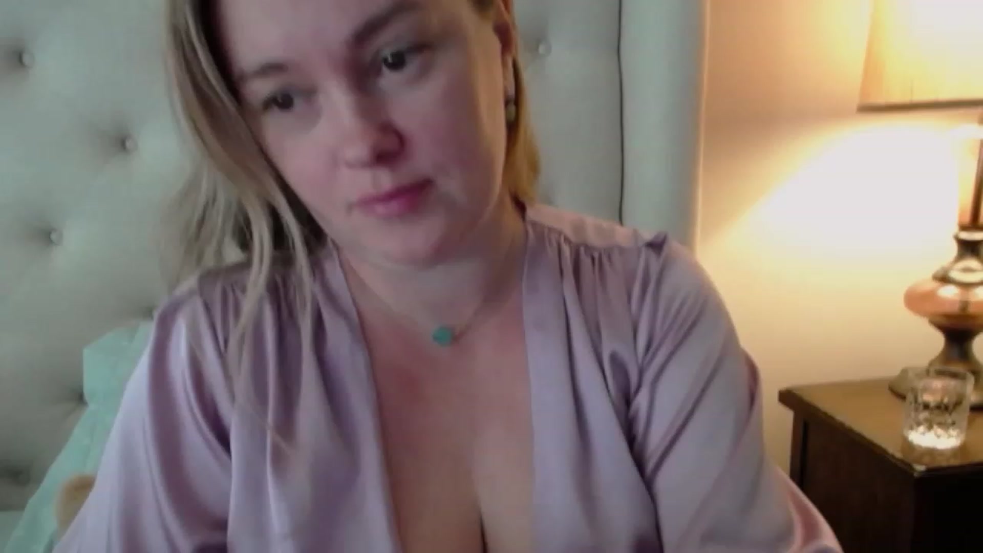 Gallery image thumbnail from J0llye's myfreecams stream on, 10/16/2023, 16:21 image 2 of 20