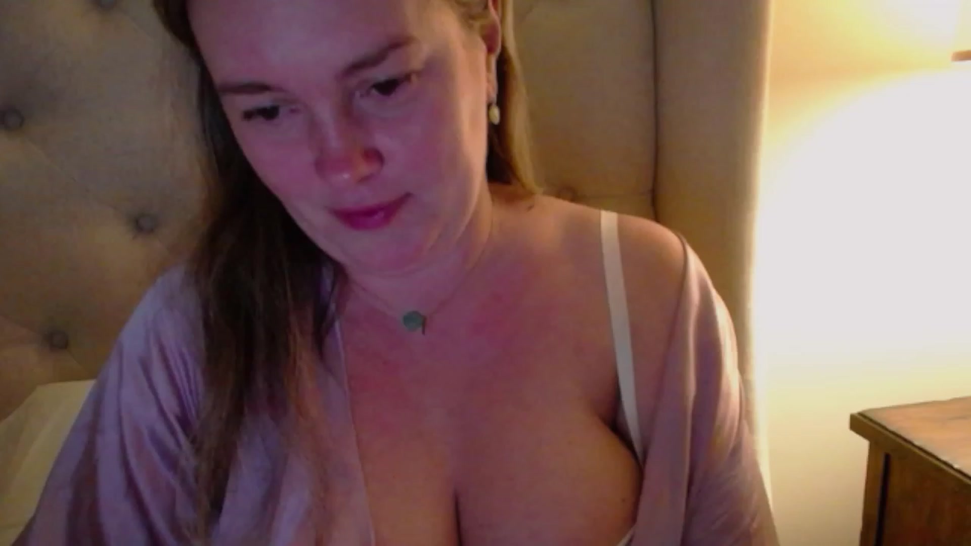 Gallery image thumbnail from J0llye's myfreecams stream on, 10/25/2023, 03:50 image 7 of 20