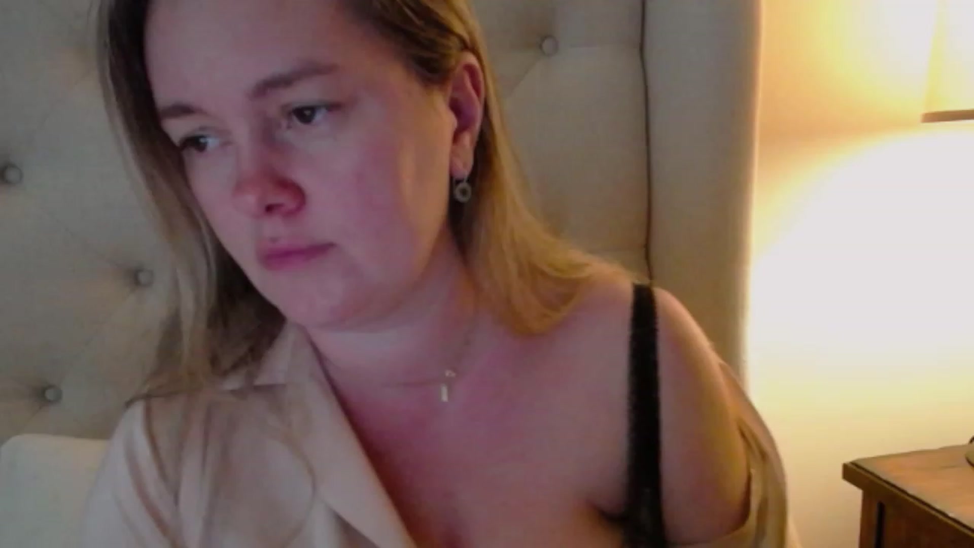 Gallery image thumbnail from J0llye's myfreecams stream on, 10/26/2023, 20:14 image 5 of 20