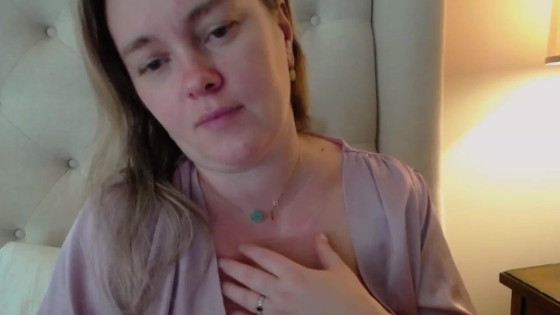Gallery image thumbnail from J0llye's myfreecams stream on, 10/27/2023, 16:33 image 15 of 20