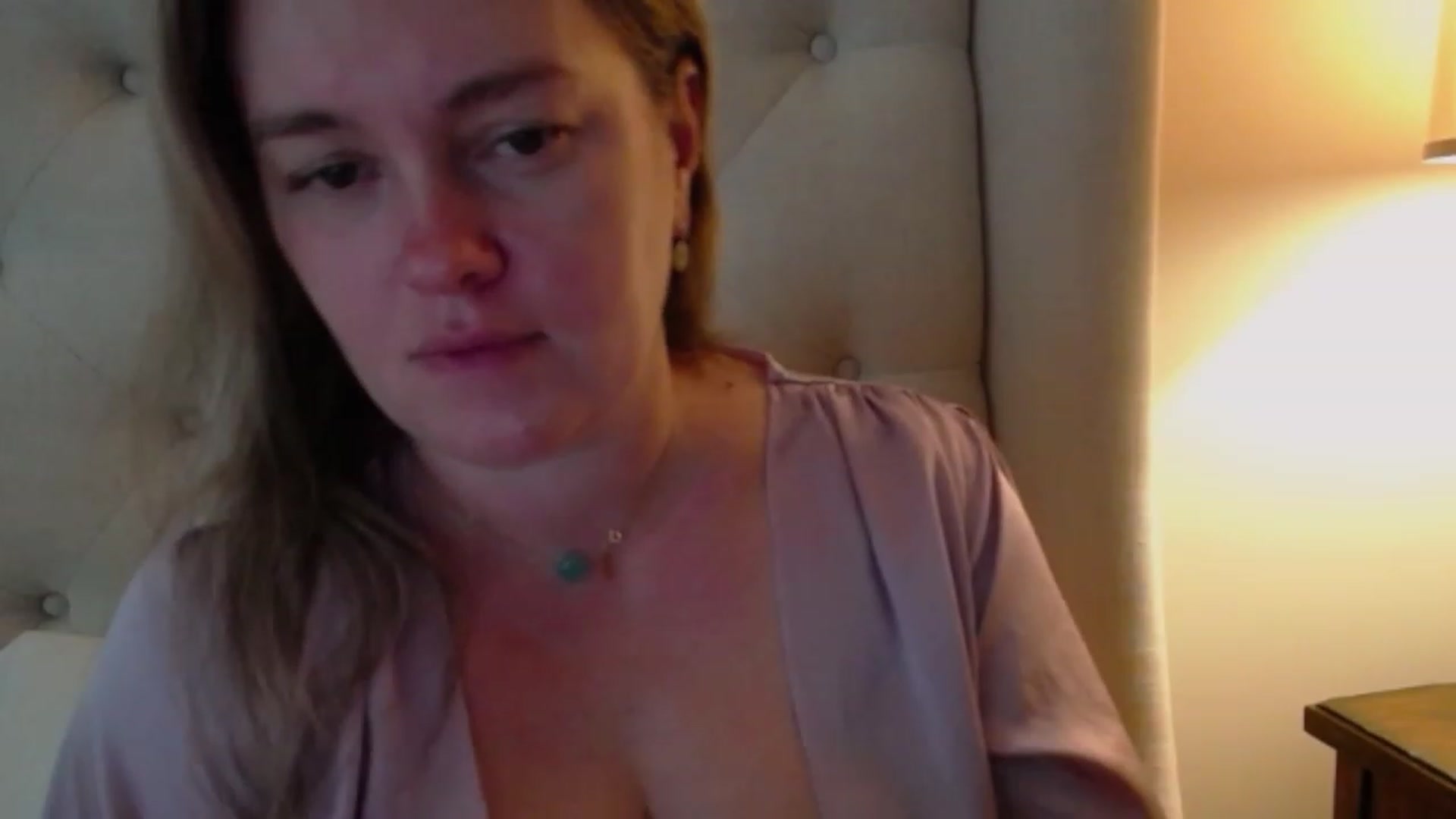 Gallery image thumbnail from J0llye's myfreecams stream on, 10/27/2023, 16:33 image 18 of 20