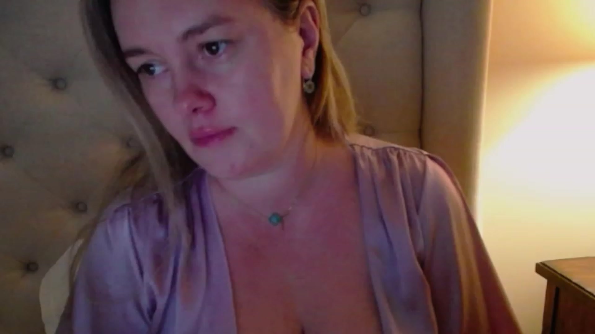Gallery image thumbnail from J0llye's myfreecams stream on, 10/29/2023, 20:49 image 3 of 20