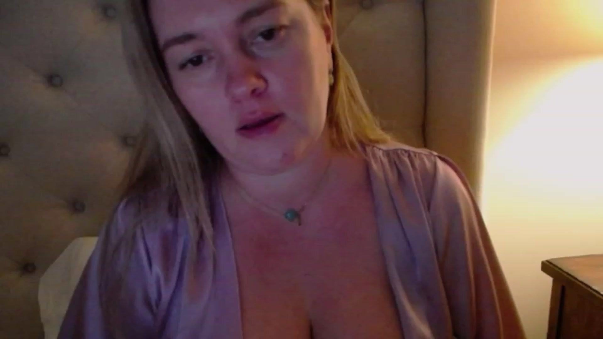 Gallery image thumbnail from J0llye's myfreecams stream on, 10/29/2023, 20:49 image 6 of 20