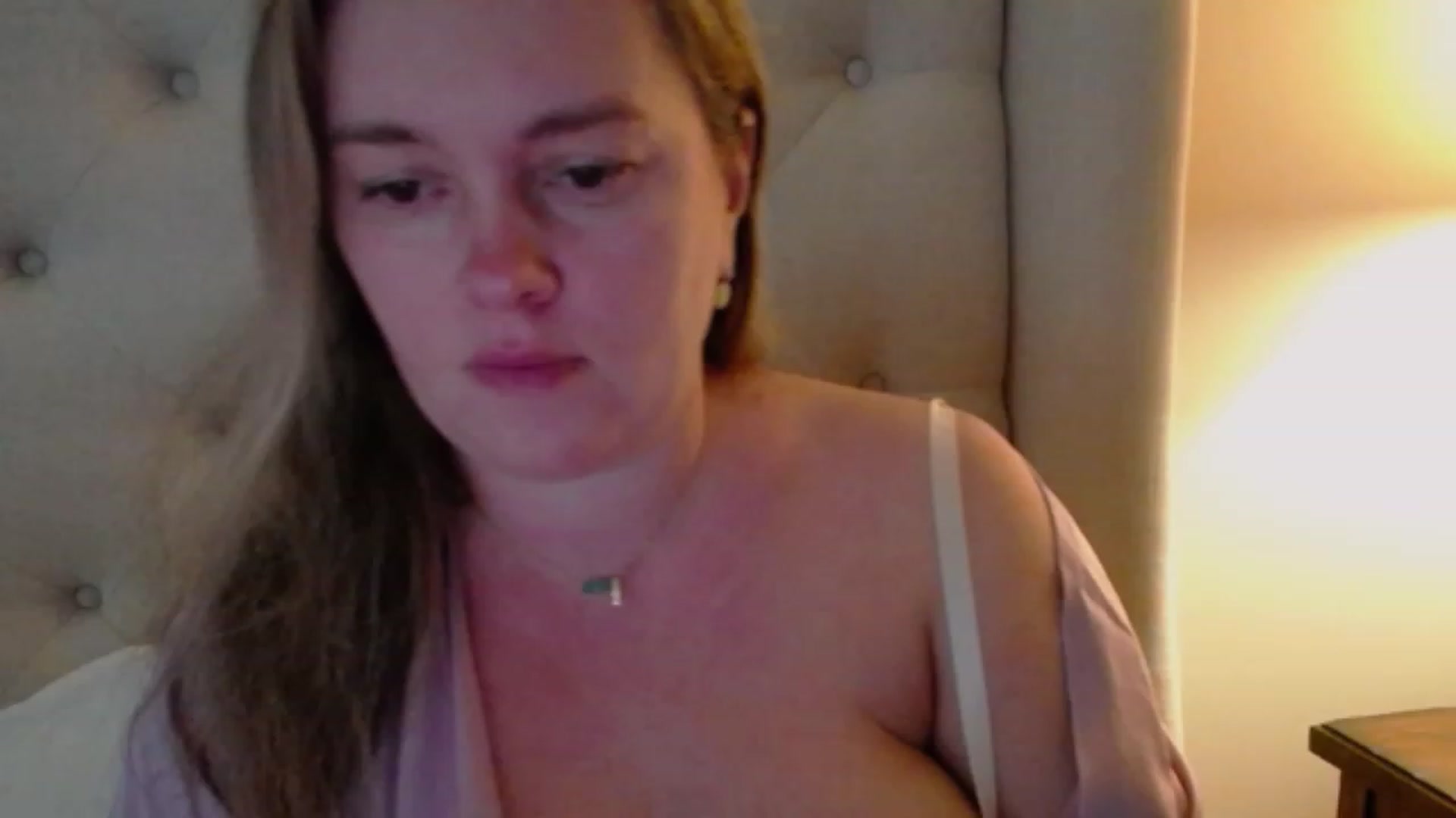 Gallery image thumbnail from J0llye's myfreecams stream on, 10/30/2023, 19:26 image 18 of 20