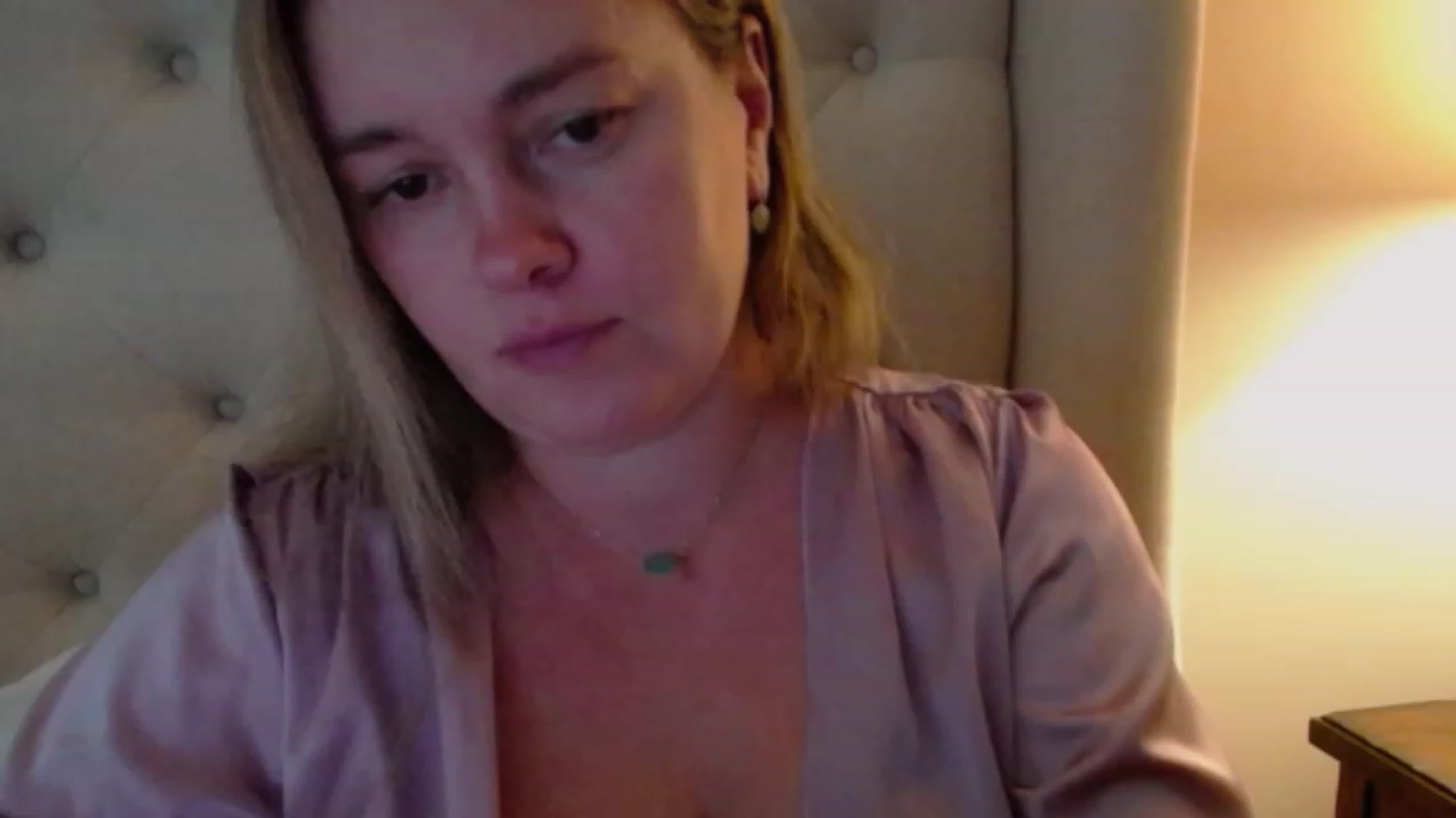 Gallery image thumbnail from J0llye's myfreecams stream on, 10/30/2023, 19:26 image 15 of 20