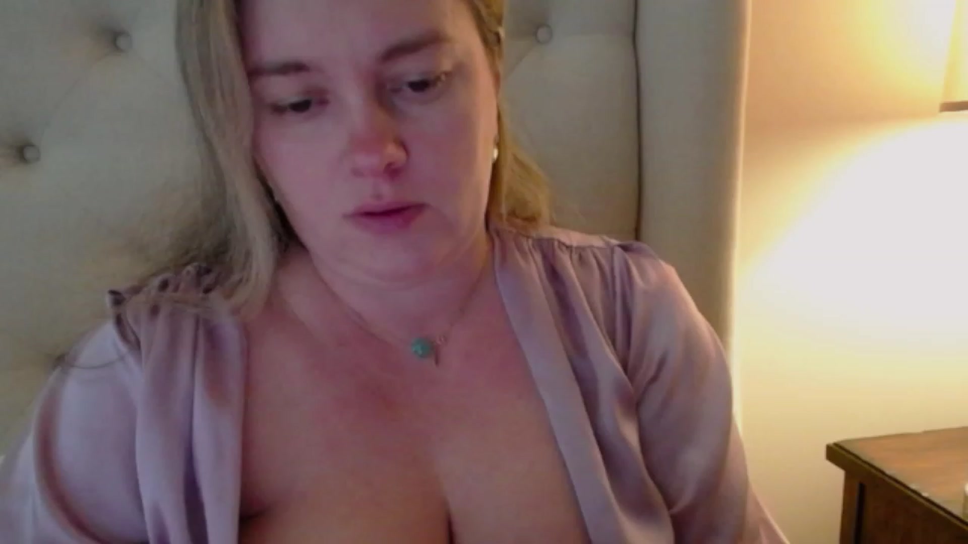 Gallery image thumbnail from J0llye's myfreecams stream on, 10/30/2023, 19:26 image 3 of 20