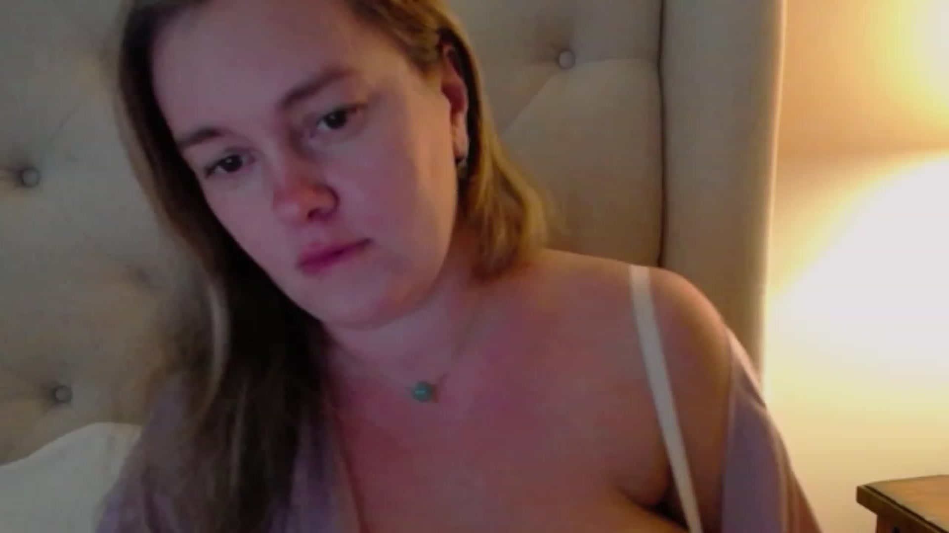Gallery image thumbnail from J0llye's myfreecams stream on, 10/30/2023, 20:06 image 7 of 20