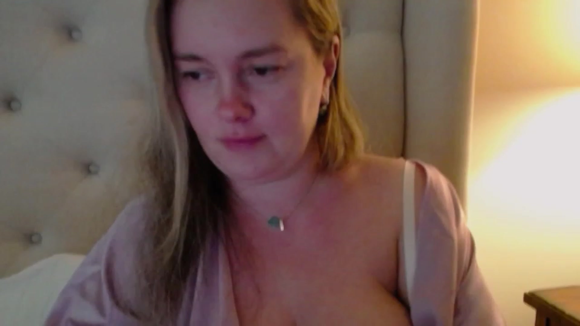 Gallery image thumbnail from J0llye's myfreecams stream on, 10/30/2023, 20:06 image 11 of 20